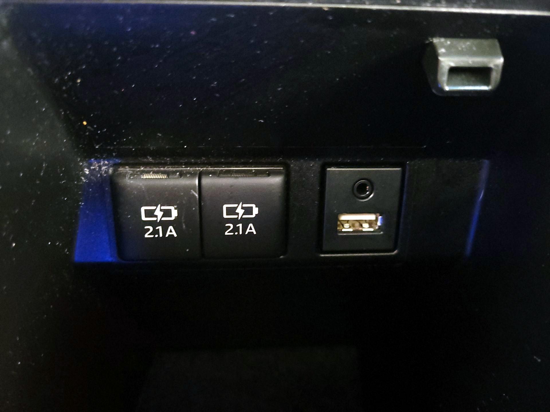 Thumbnail: 2019 Toyota Avalon - 18