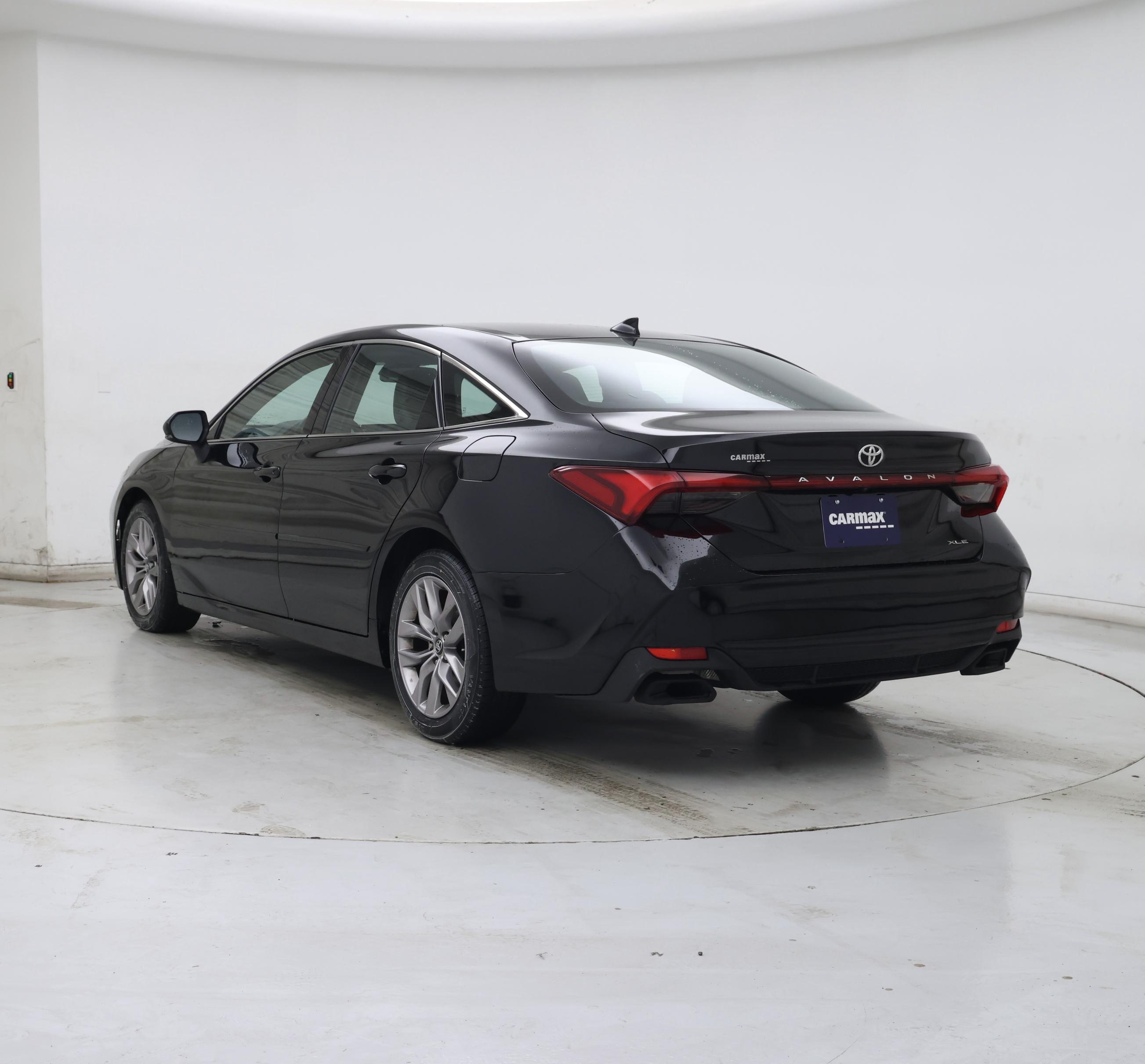 Thumbnail: 2019 Toyota Avalon - 2