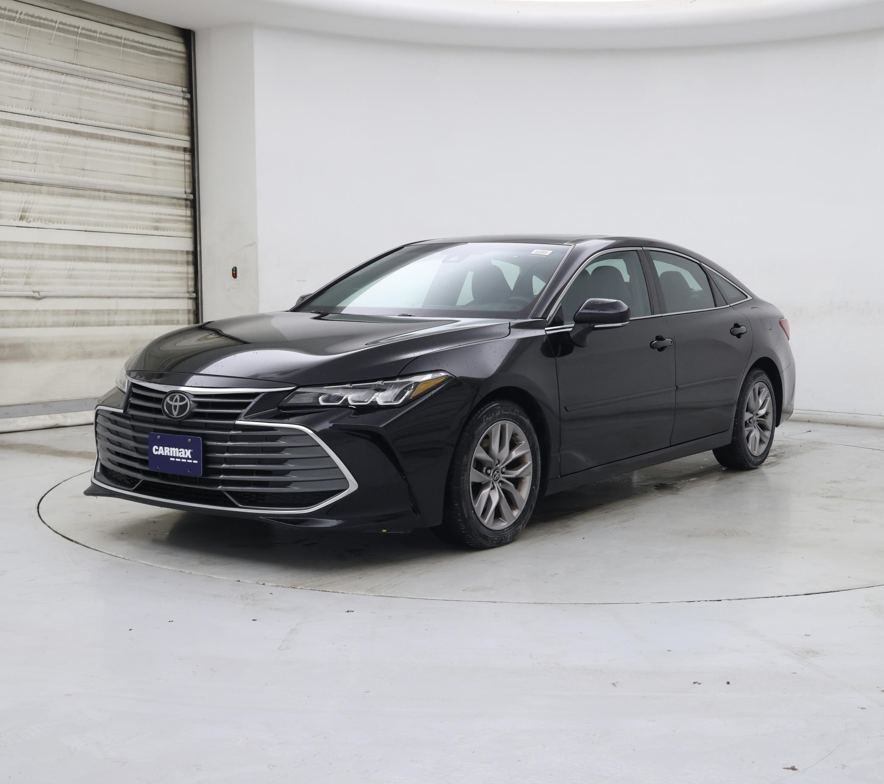Thumbnail: 2019 Toyota Avalon - 4