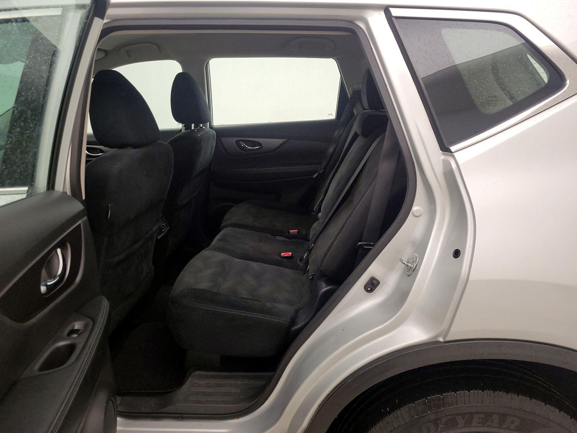 Thumbnail: 2016 Nissan Rogue - 19