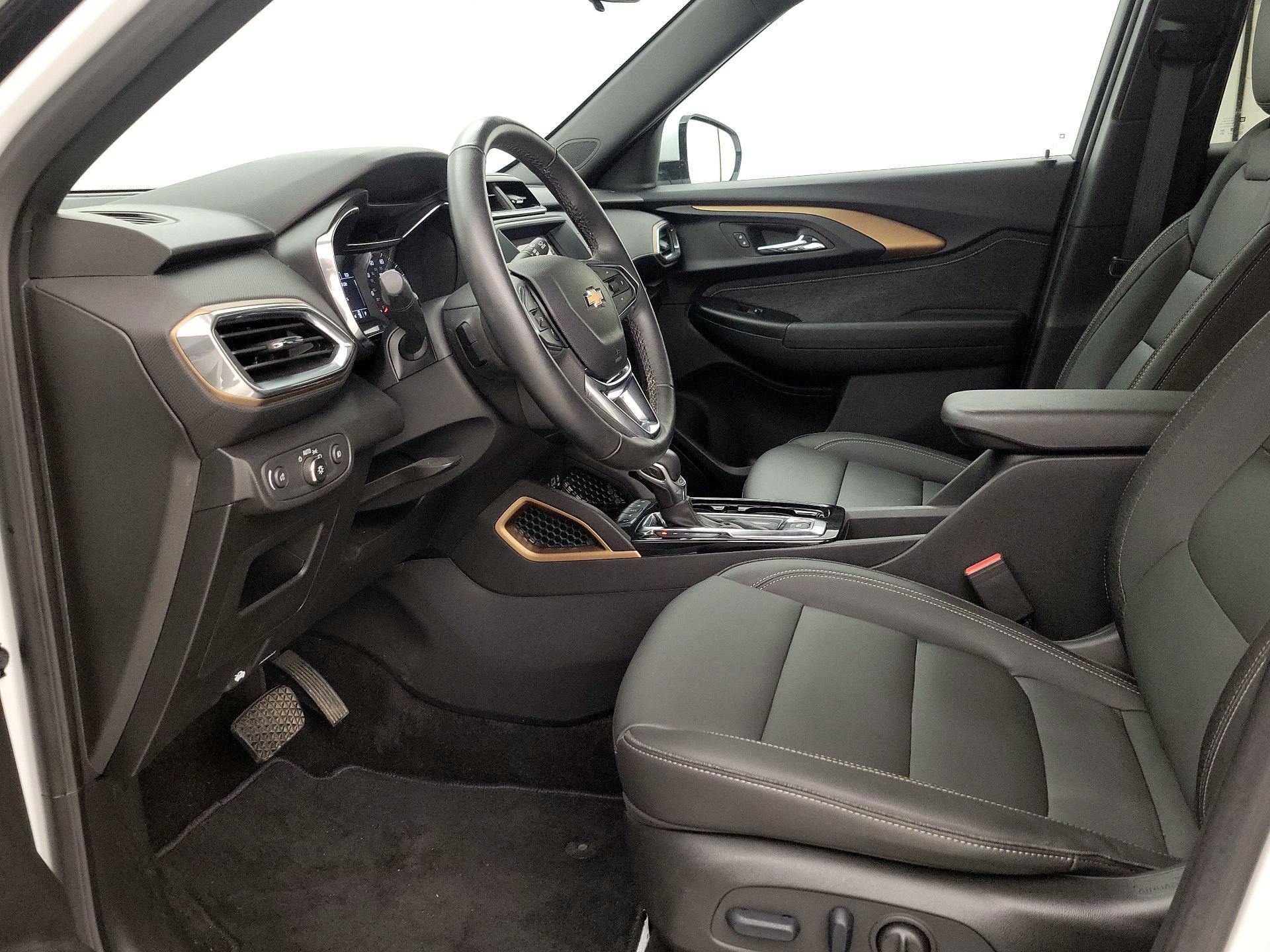 Thumbnail: 2023 Chevrolet TrailBlazer - 11