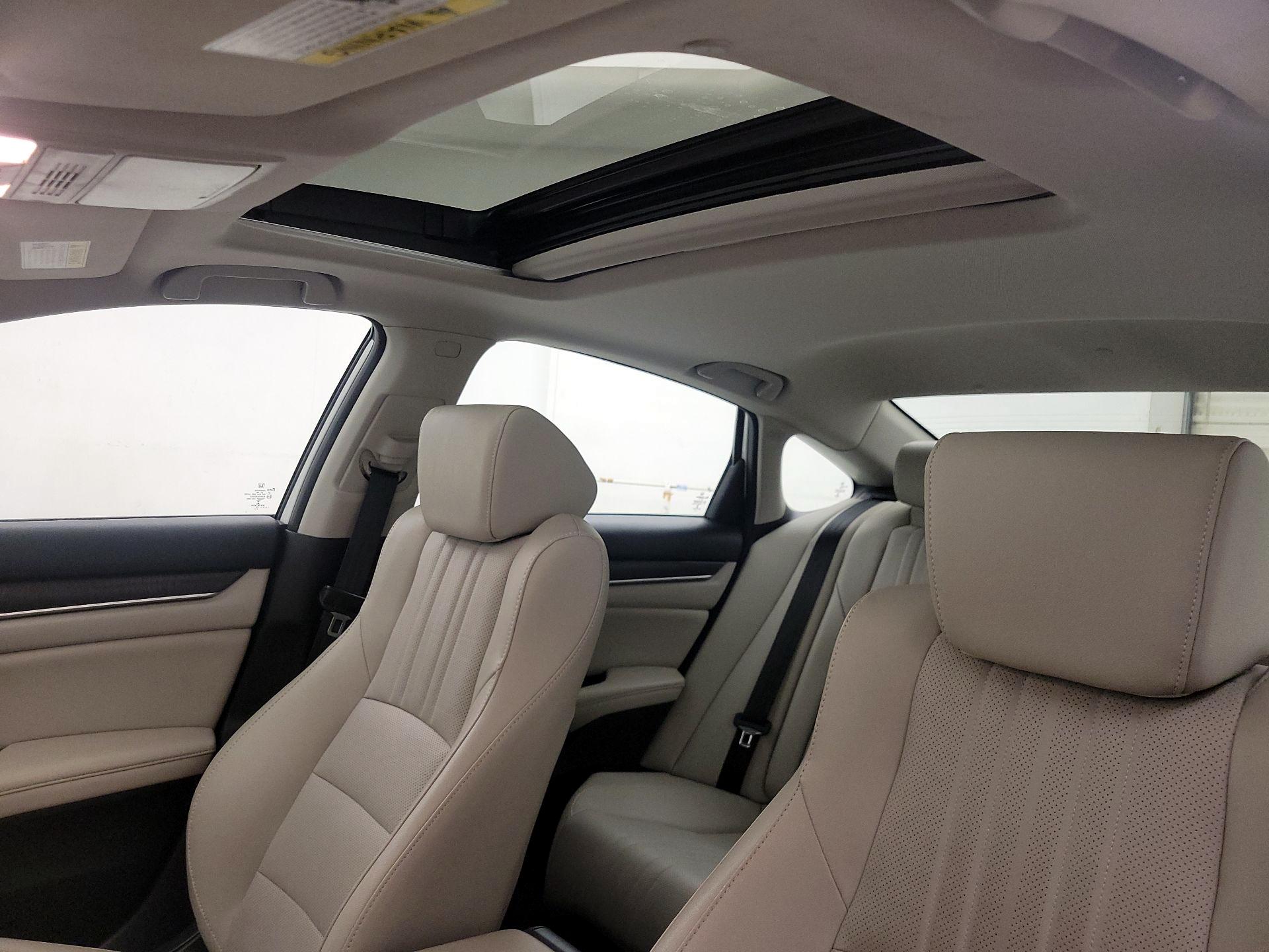 Thumbnail: 2019 Honda Accord - 19