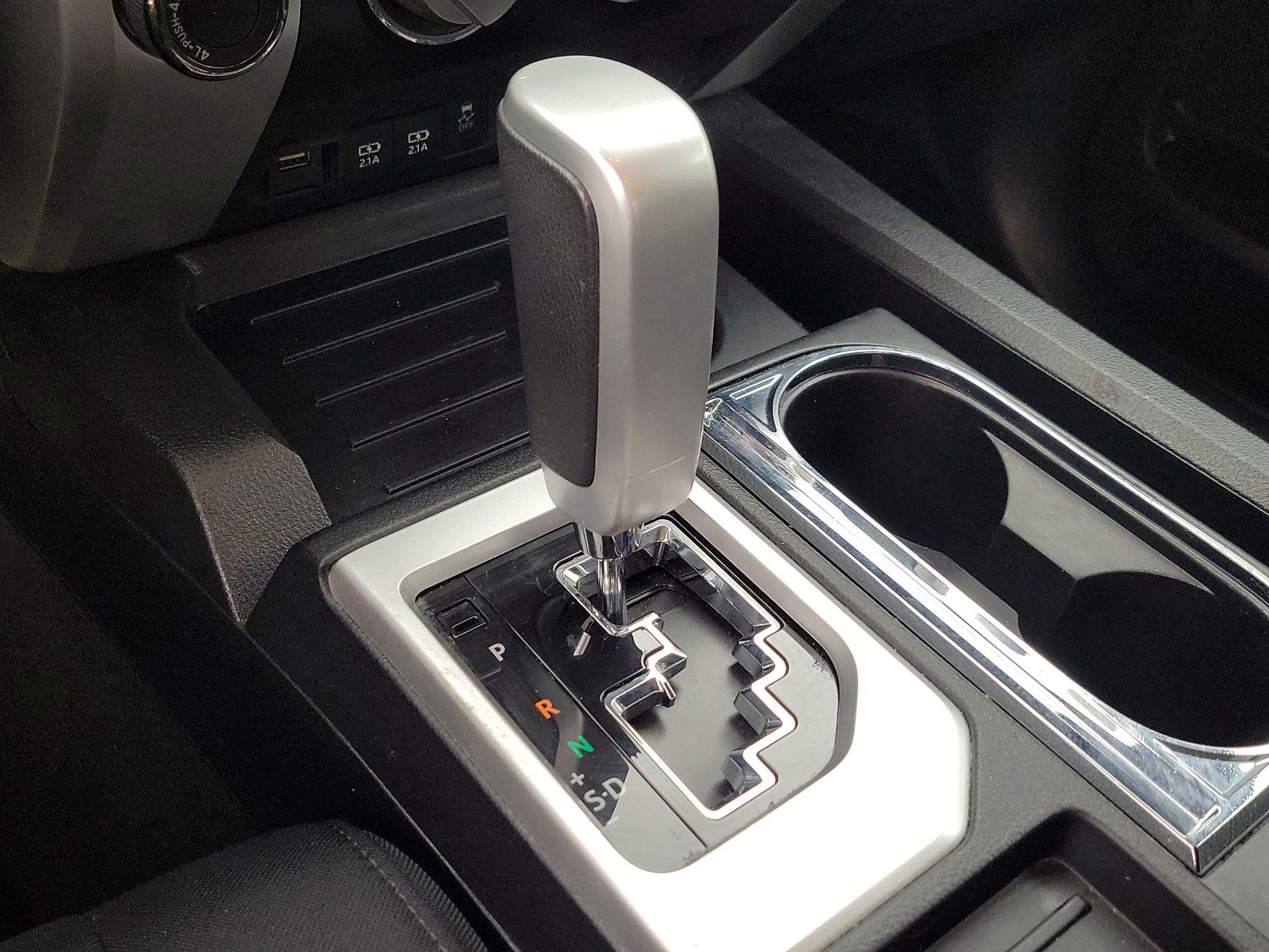 Thumbnail: 2021 Toyota Tundra - 17