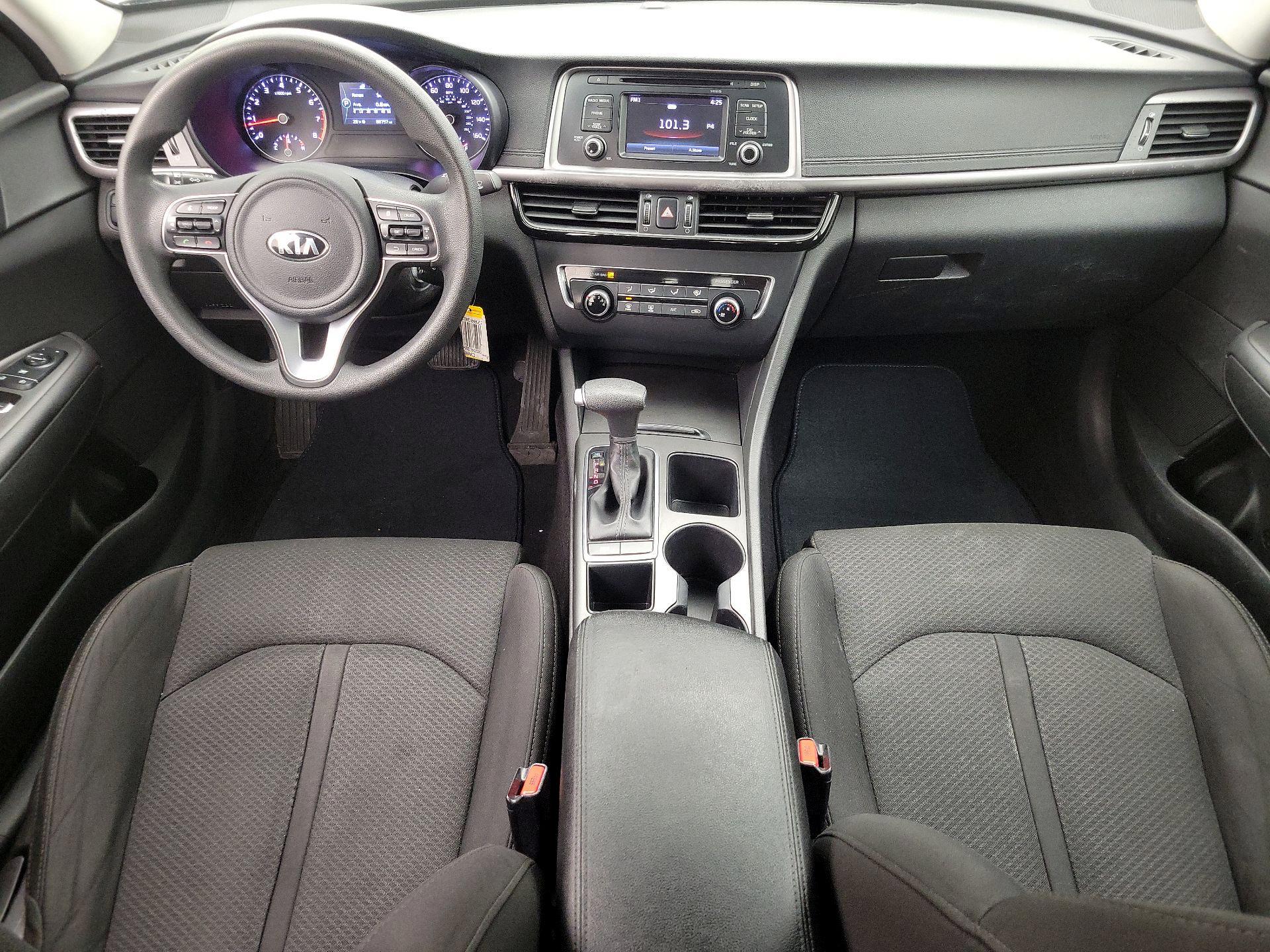 Thumbnail: 2017 Kia Optima - 9