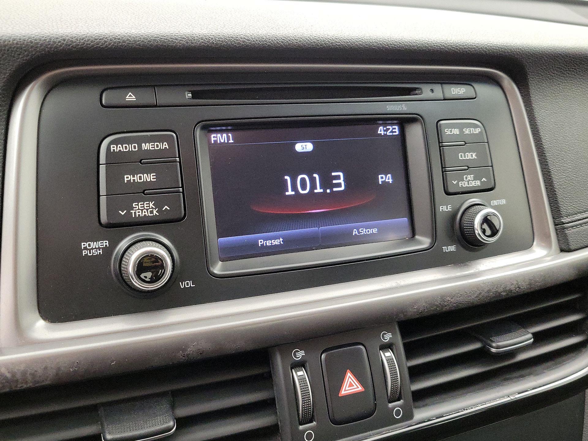 Thumbnail: 2017 Kia Optima - 15