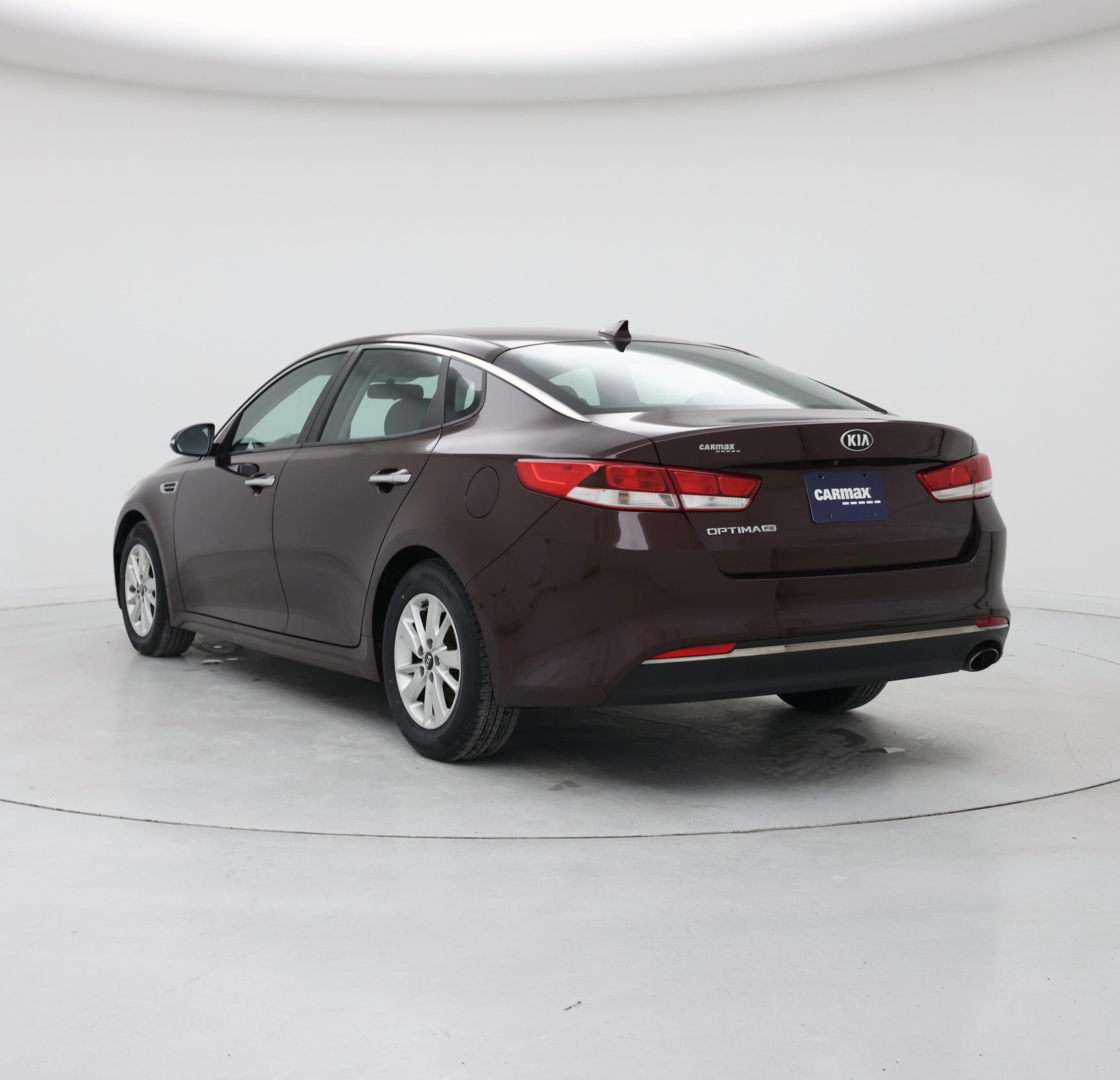 Thumbnail: 2017 Kia Optima - 2