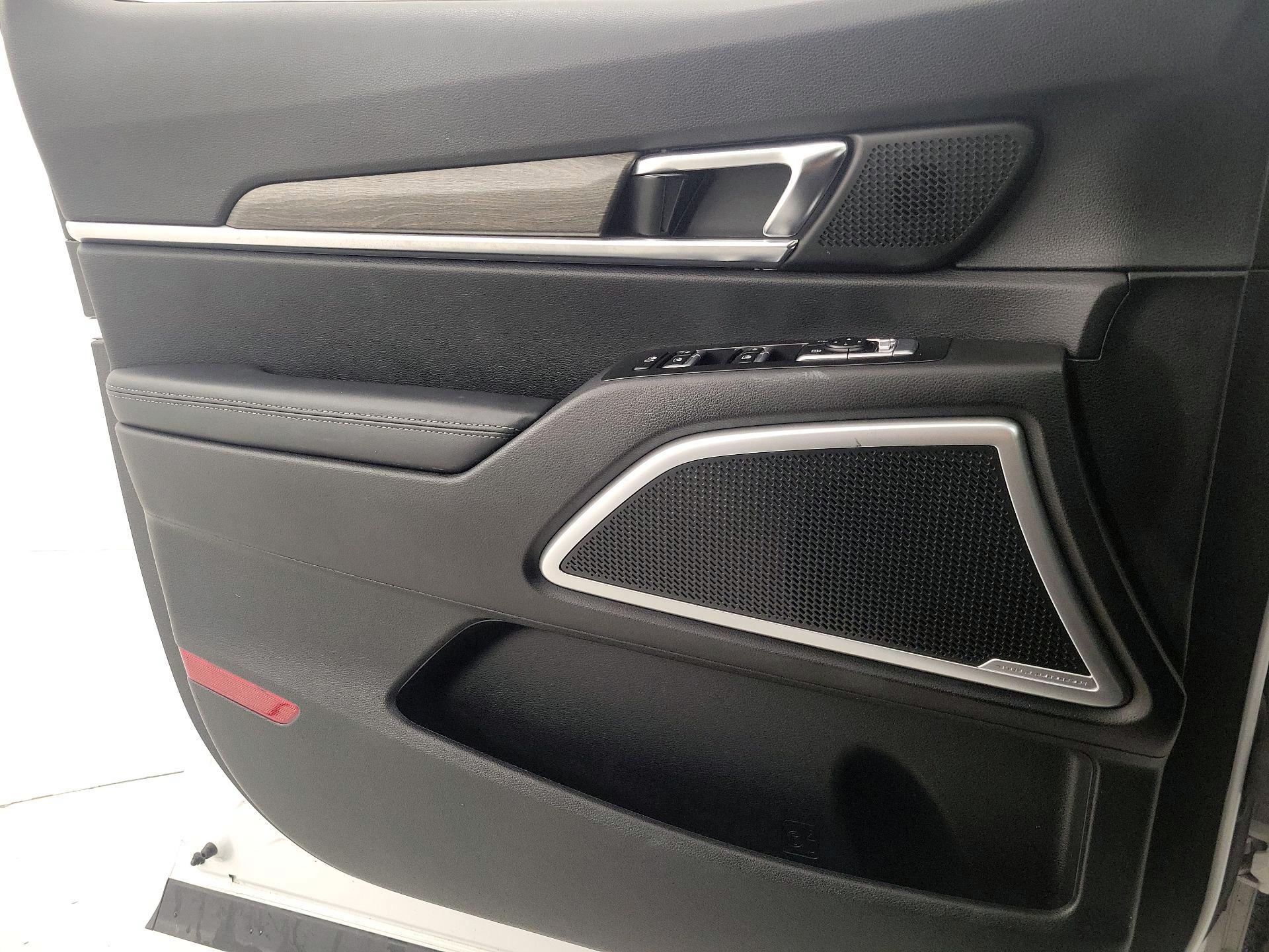 Thumbnail: 2021 Kia Telluride - 12