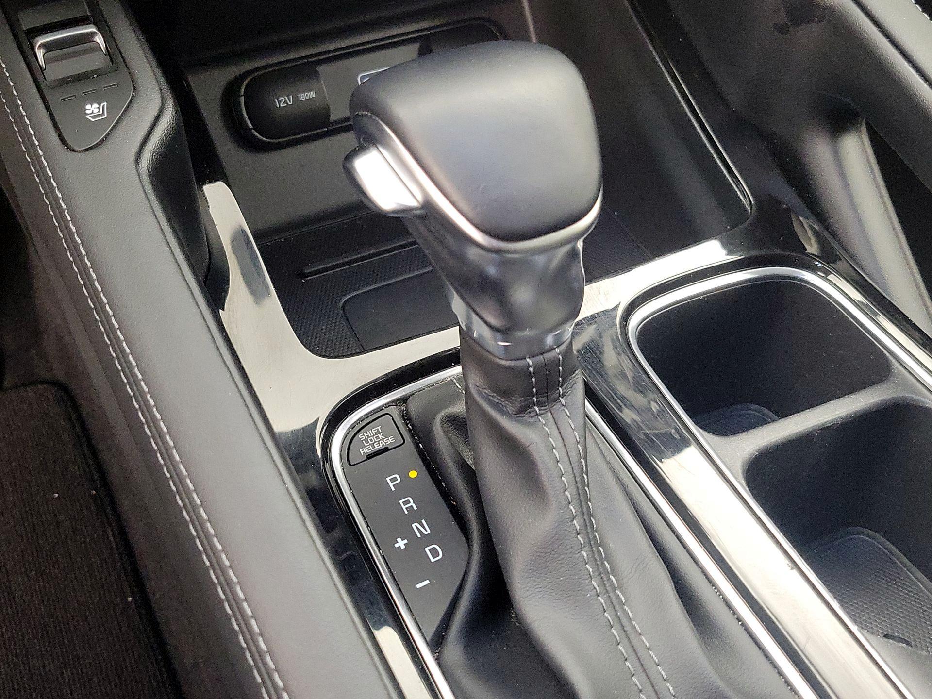 Thumbnail: 2021 Kia Telluride - 18