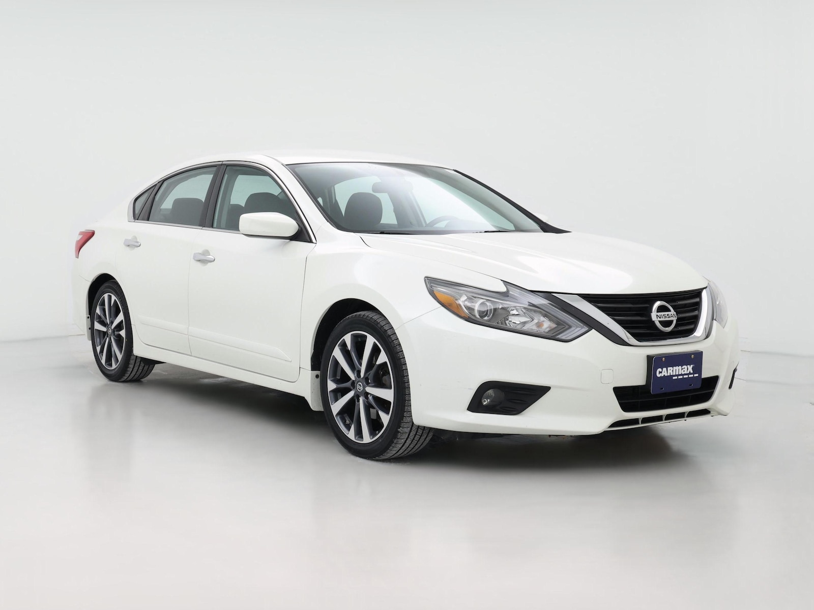 2016 Nissan Altima SR