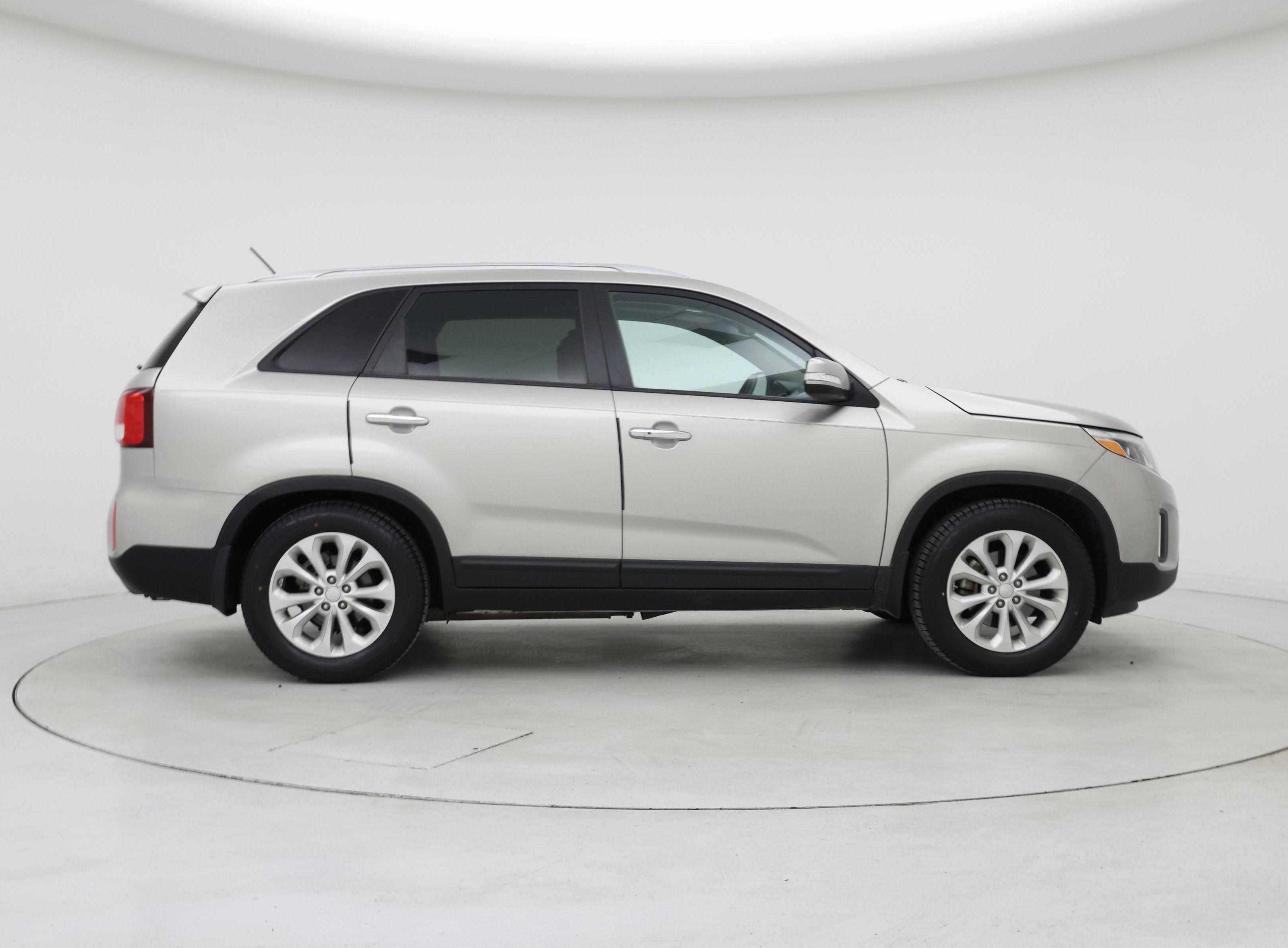 Thumbnail: 2015 Kia Sorento - 7