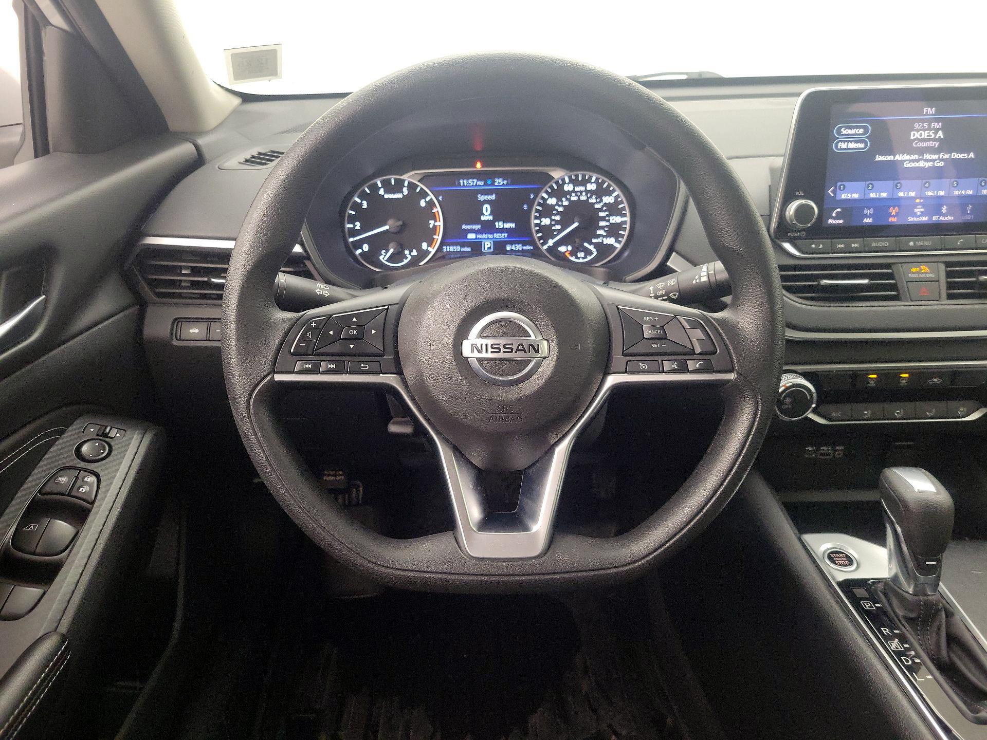 Thumbnail: 2020 Nissan Altima - 10