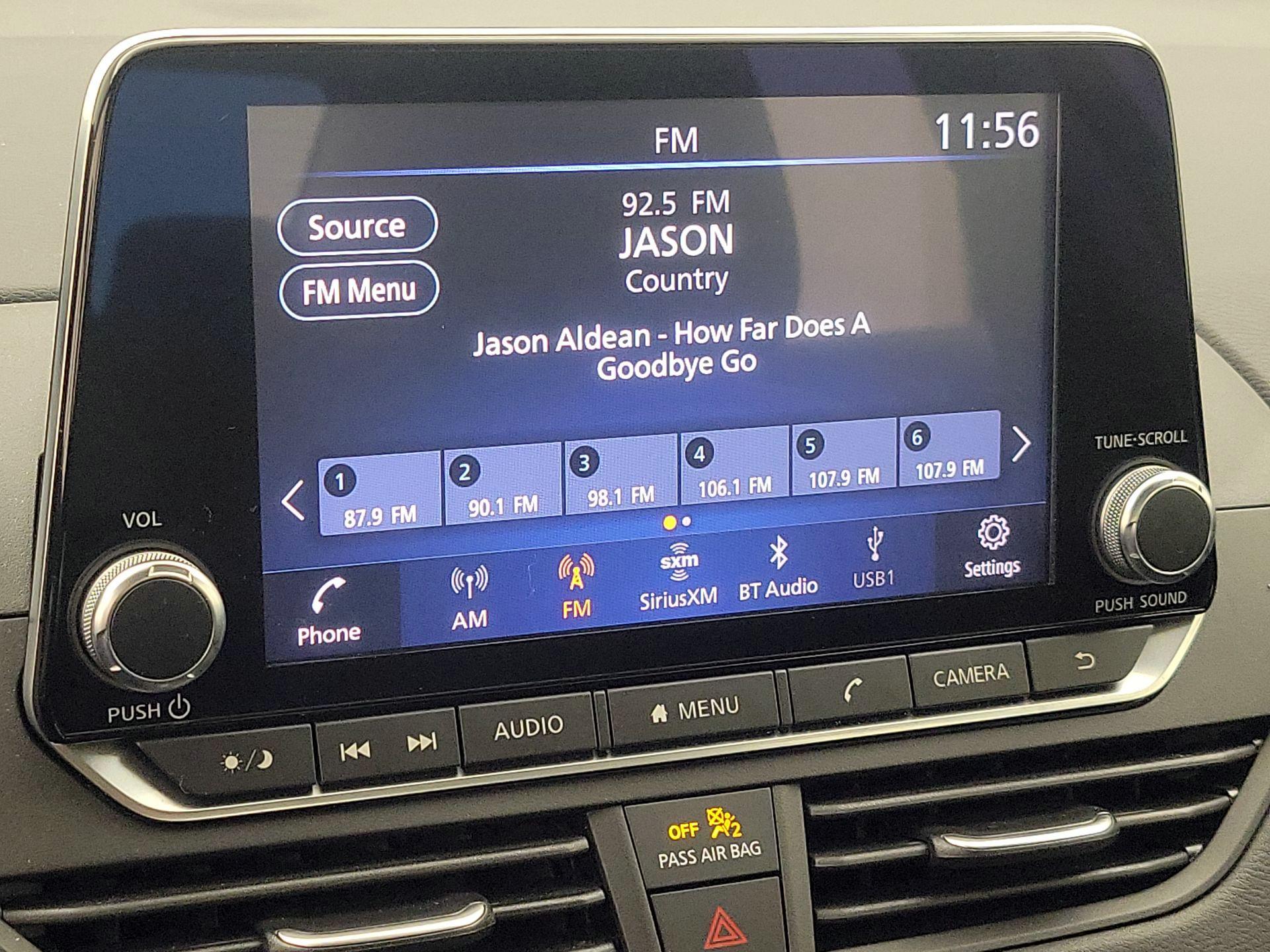 Thumbnail: 2020 Nissan Altima - 16