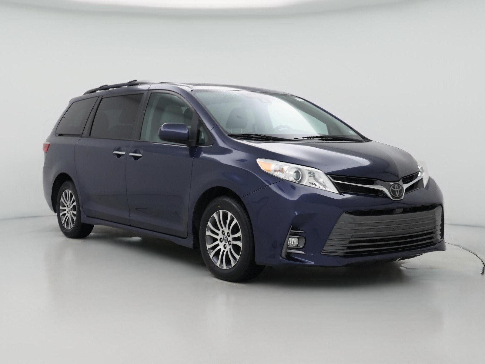 2020 Toyota Sienna XLE