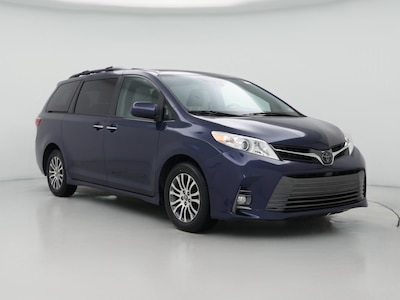 2020 Toyota Sienna XLE