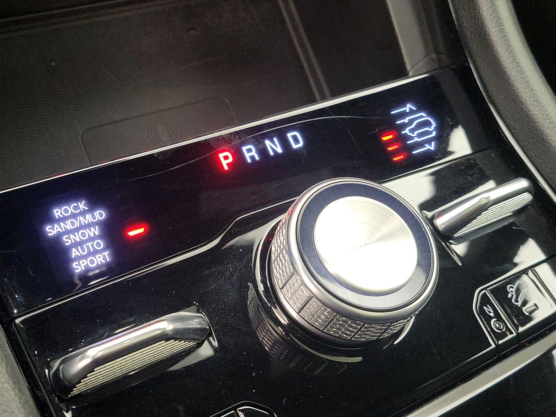 Thumbnail: 2023 Jeep Grand Cherokee - 18