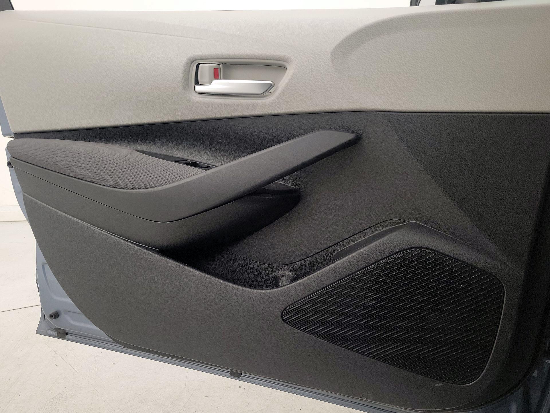 Thumbnail: 2021 Toyota Corolla - 12