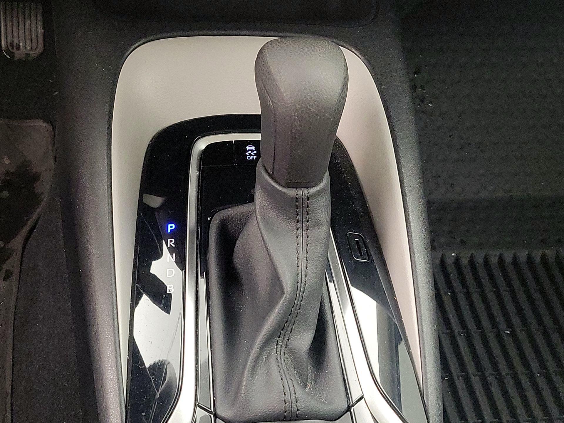 Thumbnail: 2021 Toyota Corolla - 17