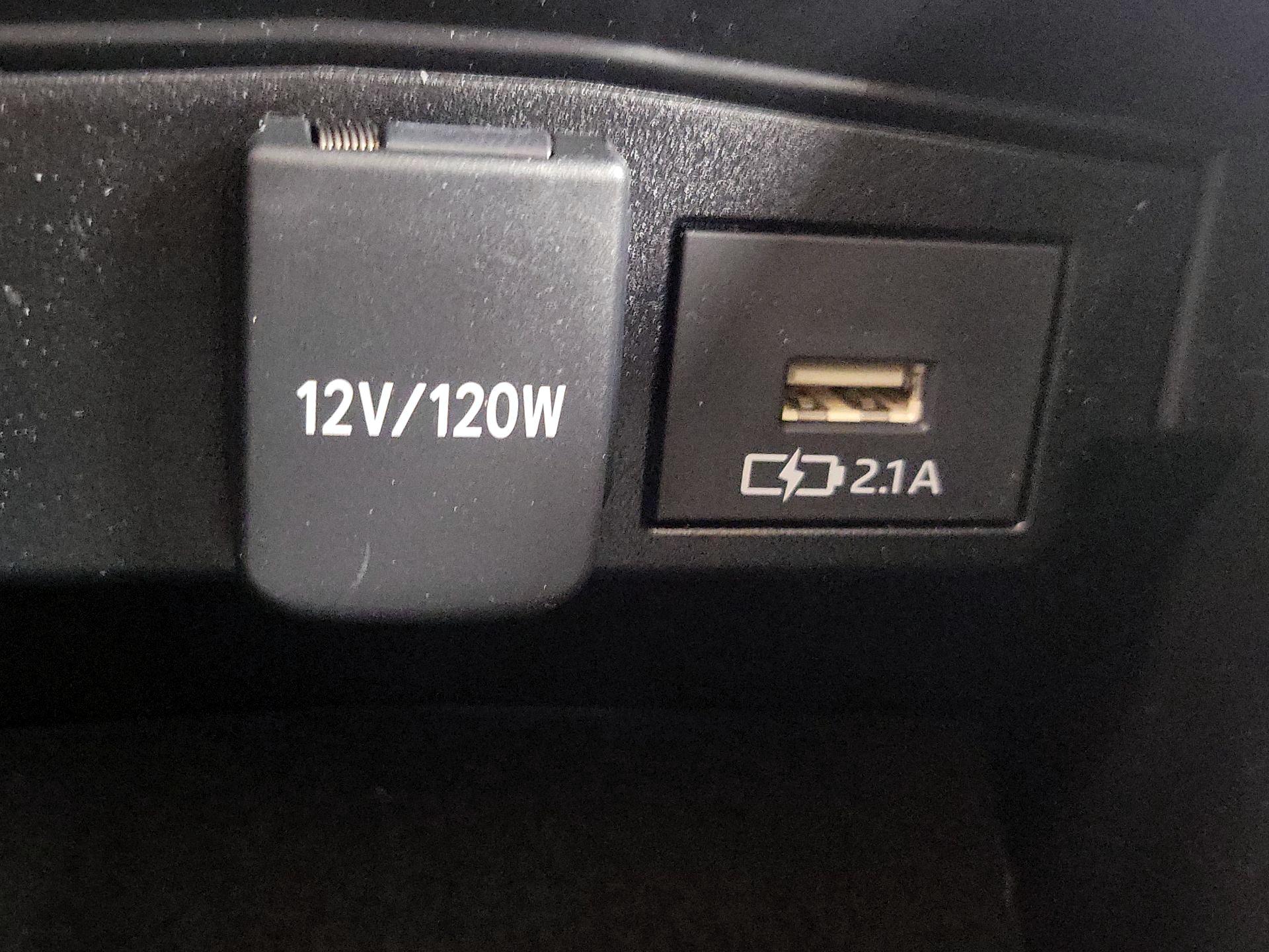 Thumbnail: 2021 Toyota Corolla - 18