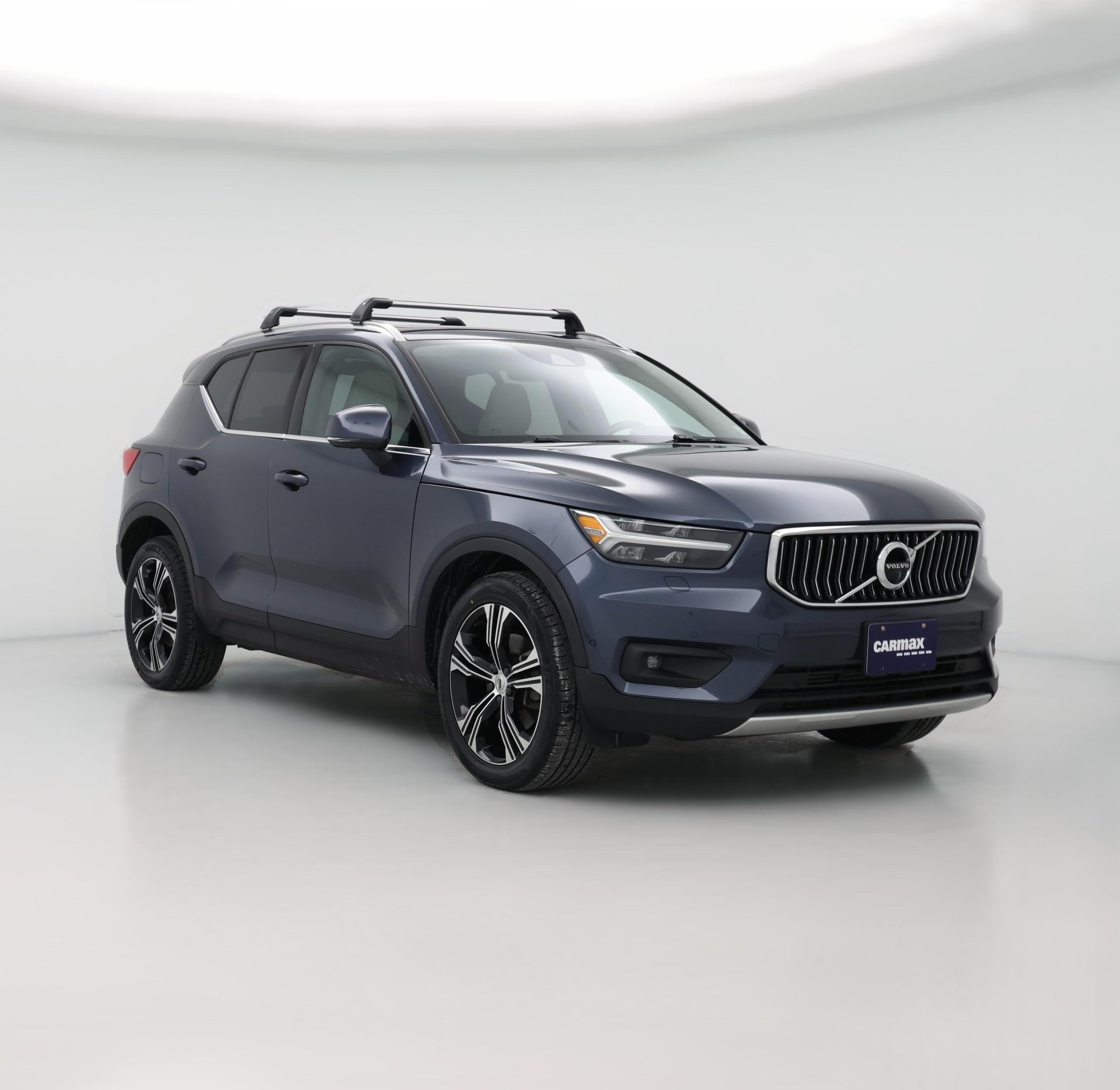 Thumbnail: 2020 Volvo XC40 - 1