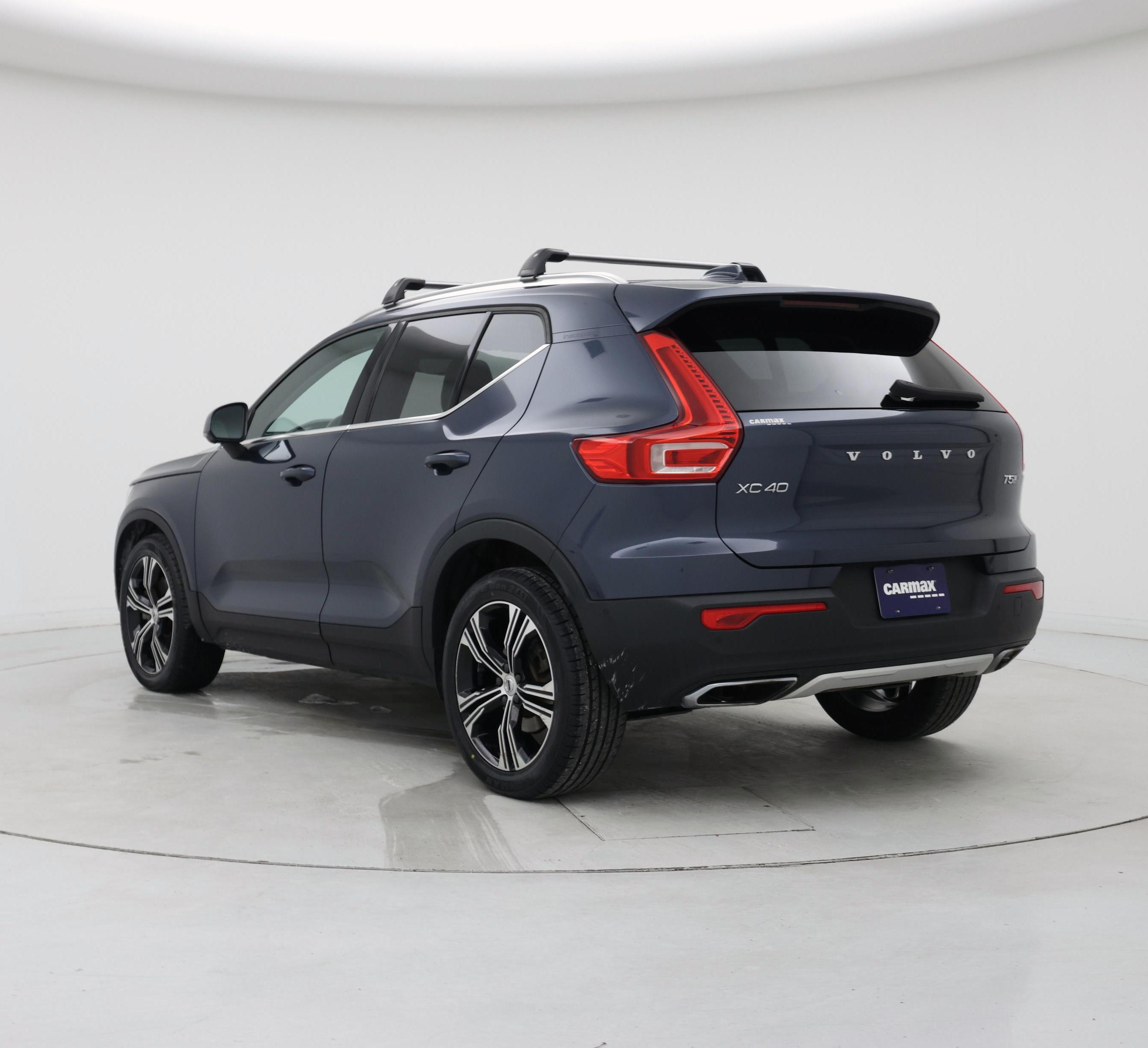 Thumbnail: 2020 Volvo XC40 - 2