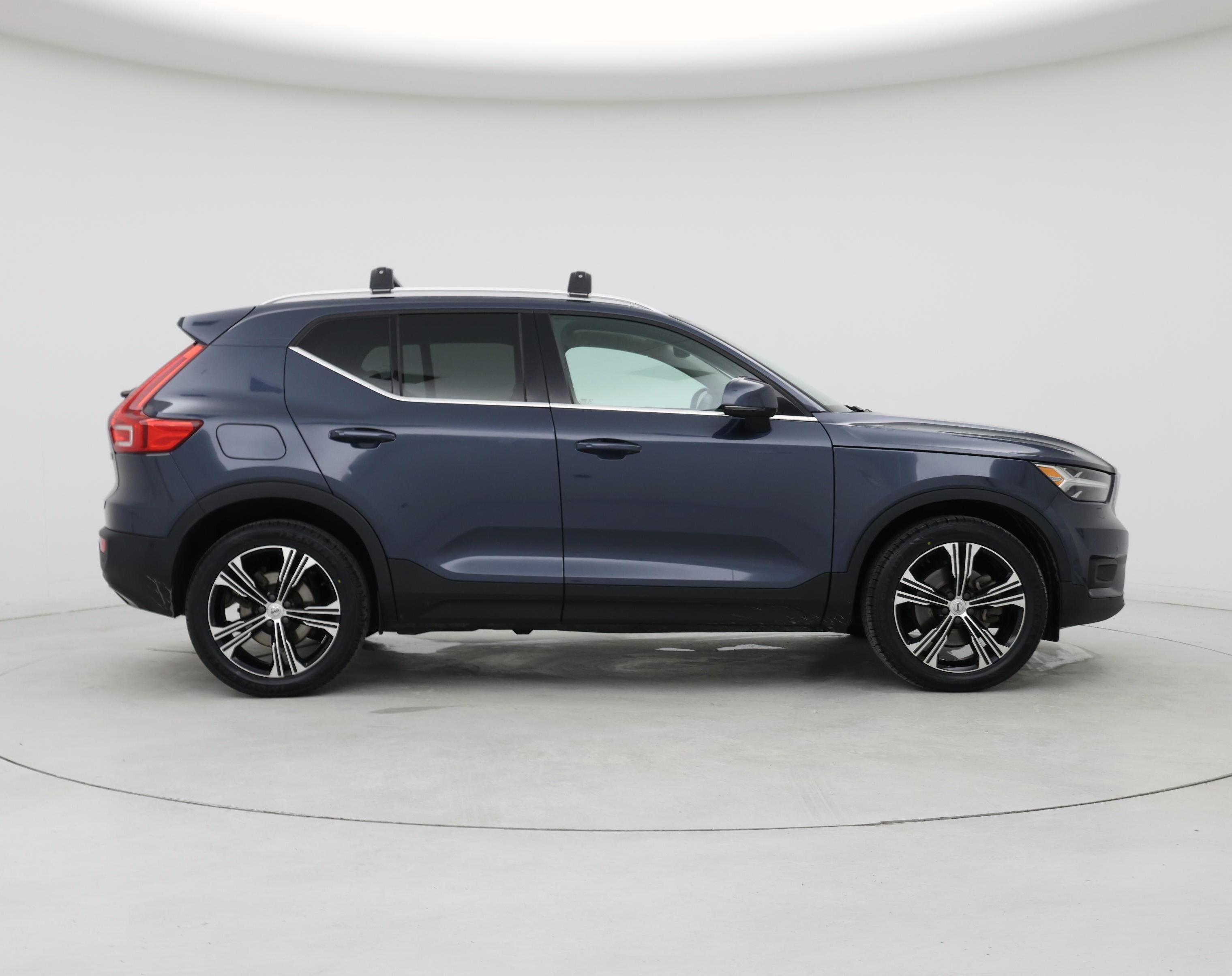 Thumbnail: 2020 Volvo XC40 - 7