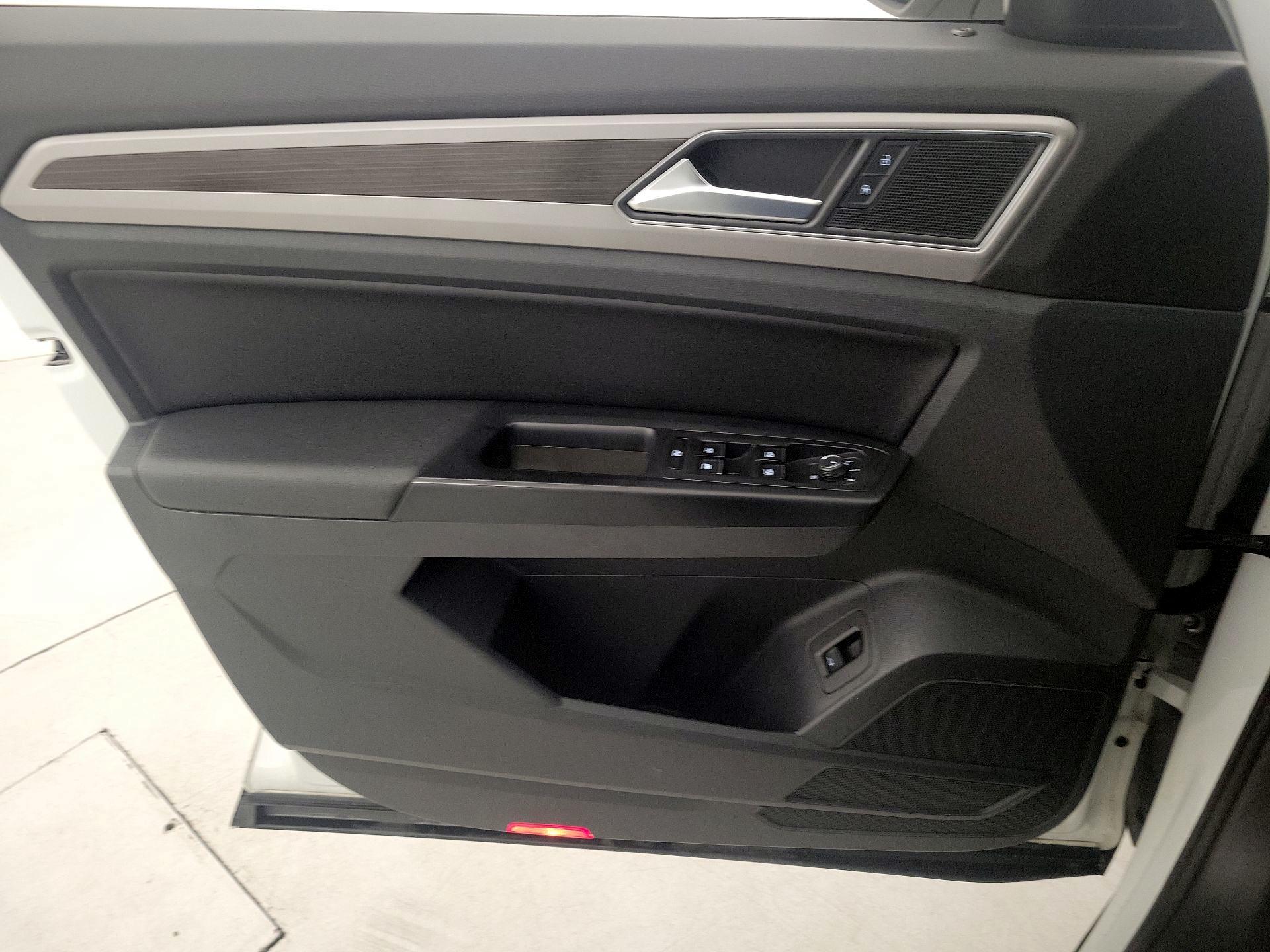 Thumbnail: 2019 Volkswagen Atlas - 12