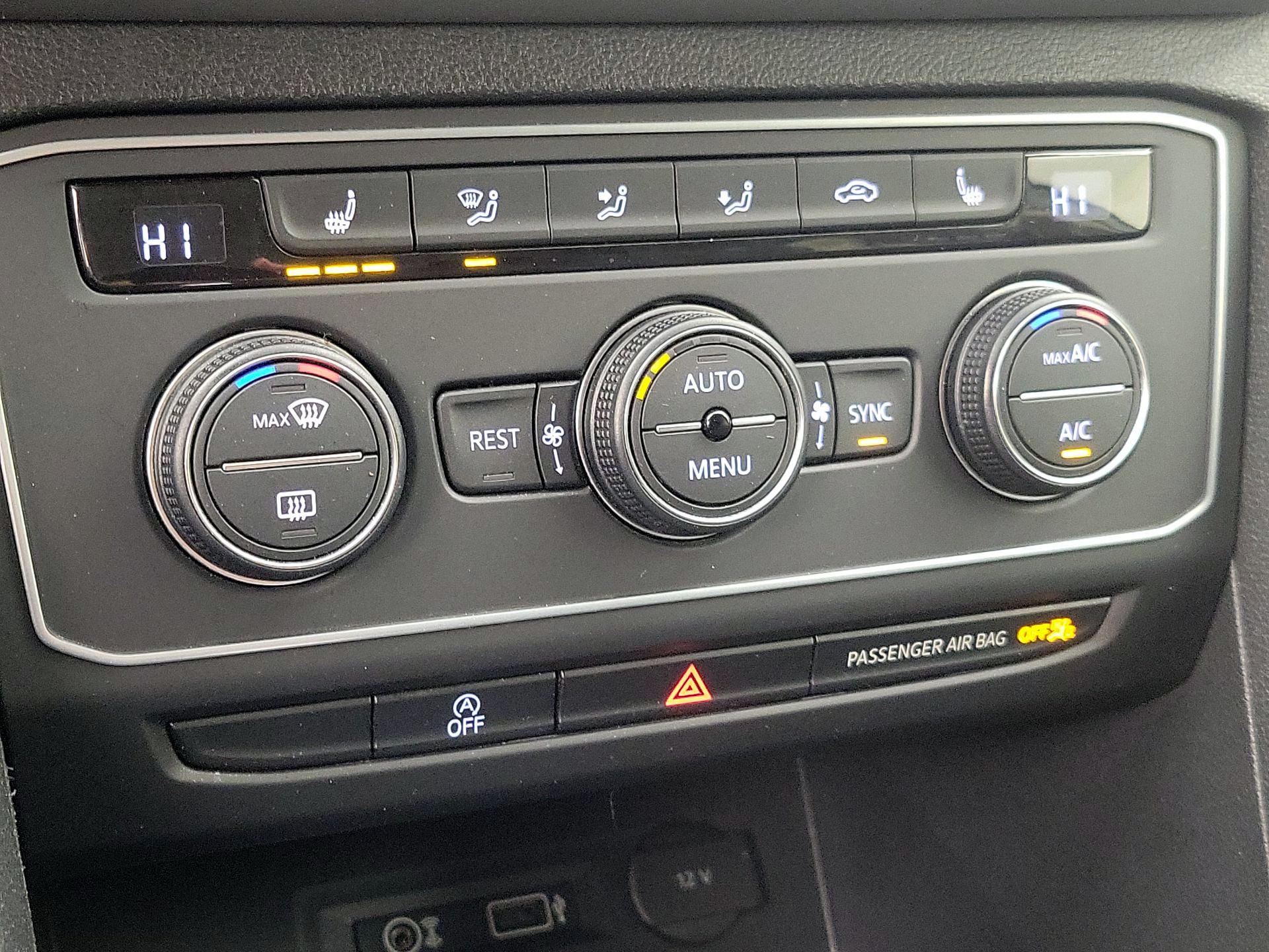 Thumbnail: 2019 Volkswagen Atlas - 16