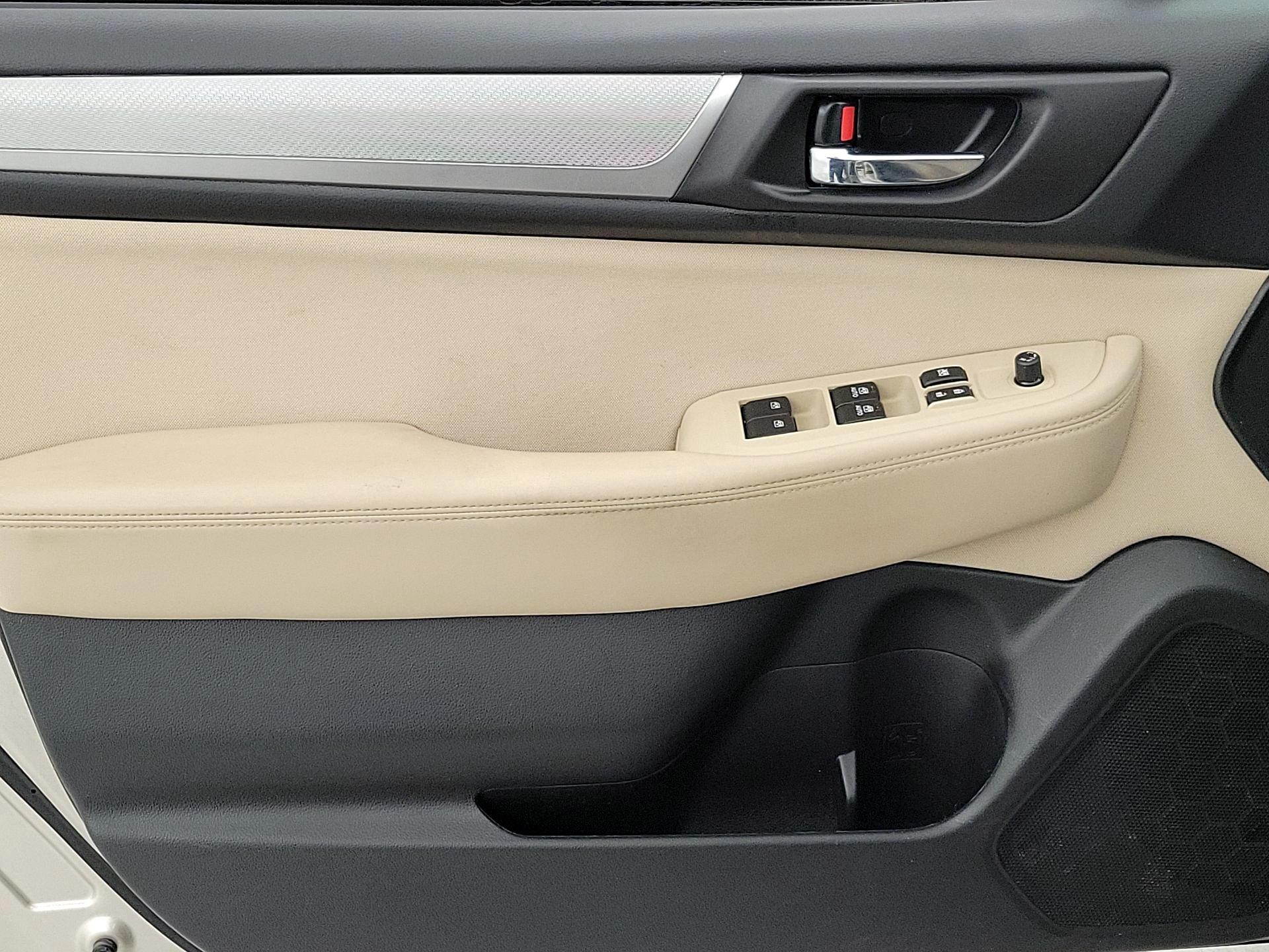 Thumbnail: 2017 Subaru Outback - 12