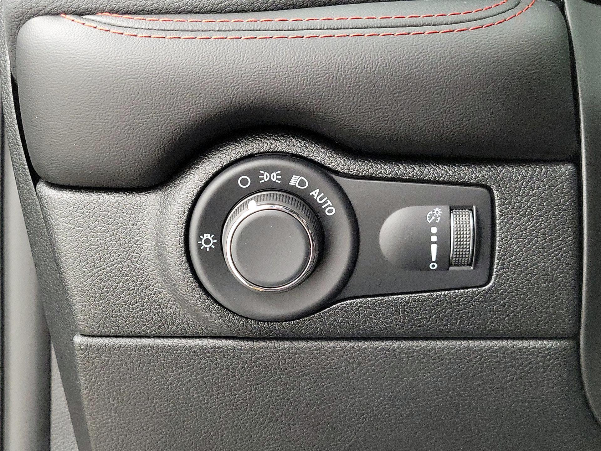 Thumbnail: 2025 Dodge Durango - 13