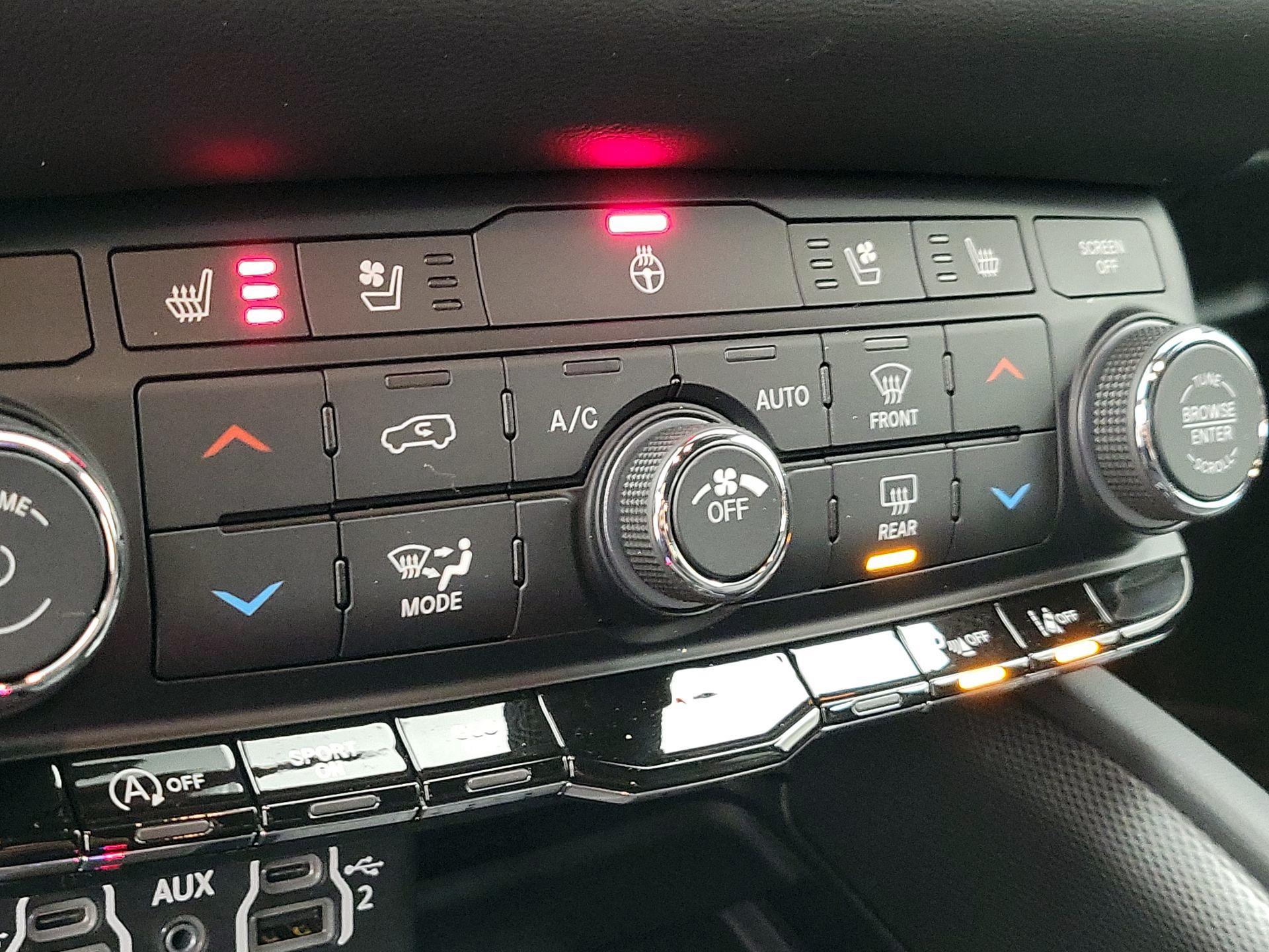 Thumbnail: 2025 Dodge Durango - 16