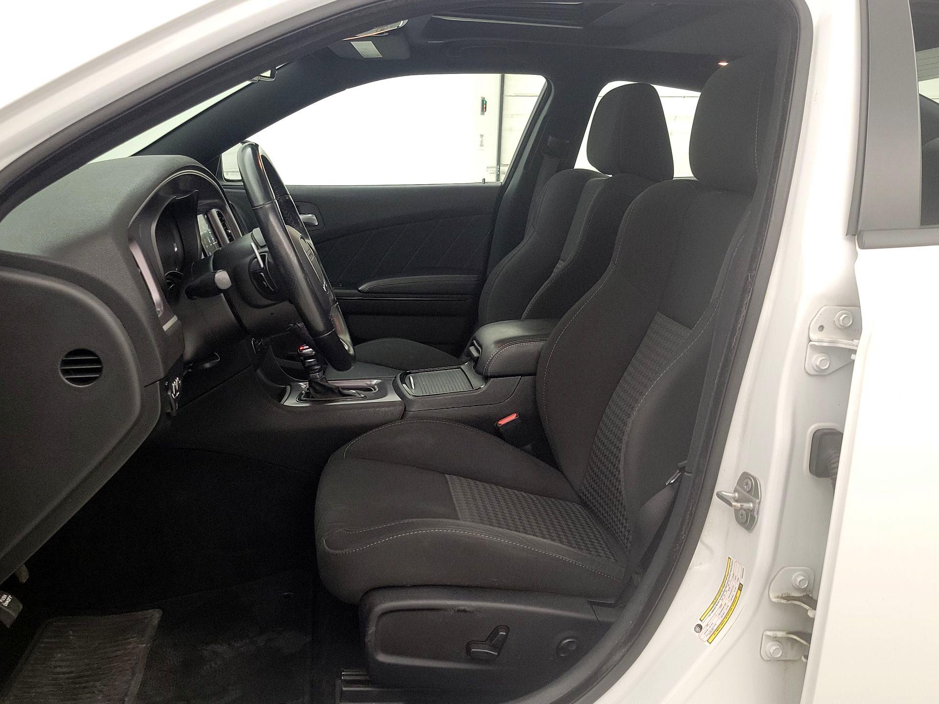 Thumbnail: 2019 Dodge Charger - 11