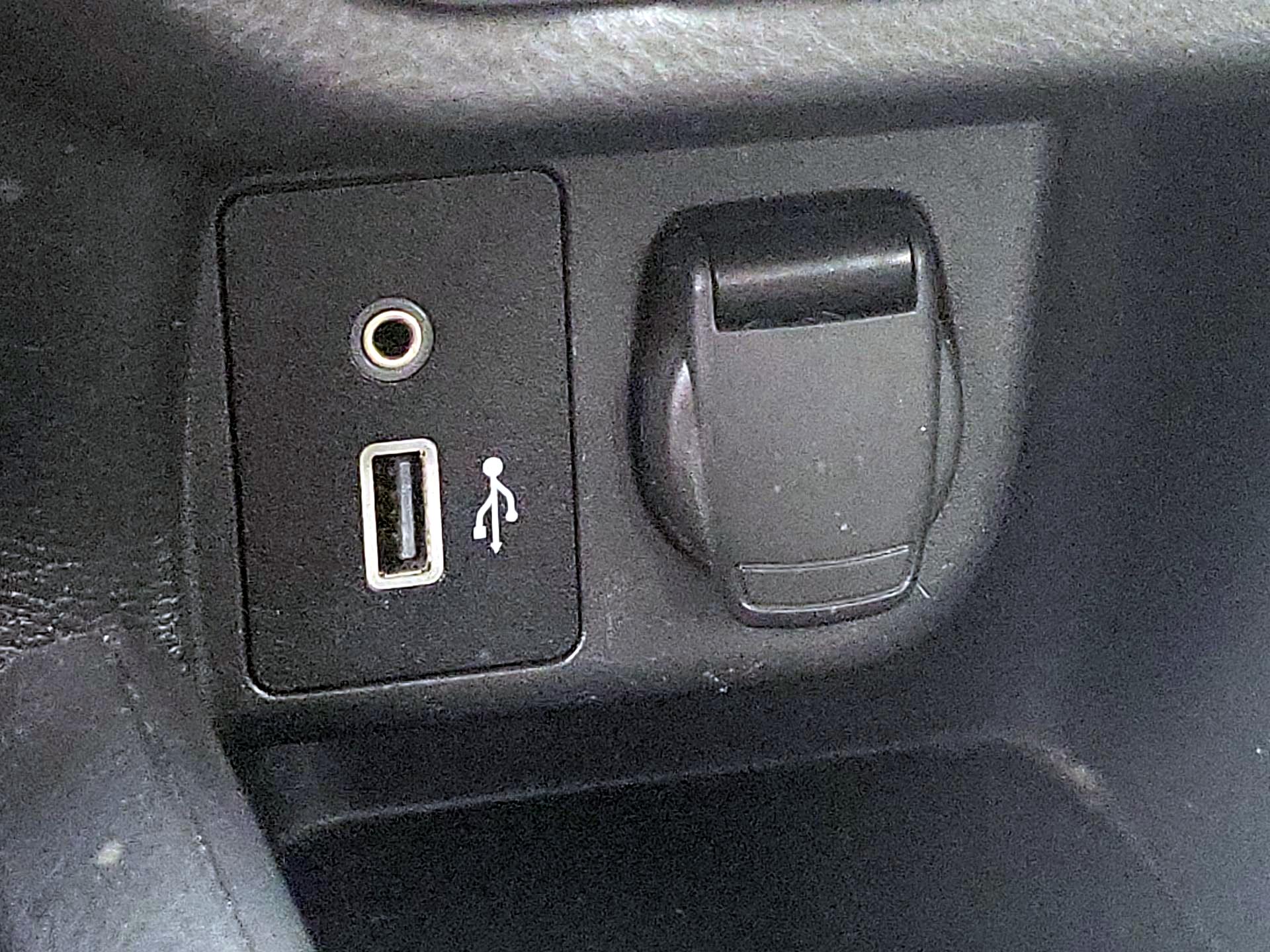 Thumbnail: 2021 Nissan Versa - 17