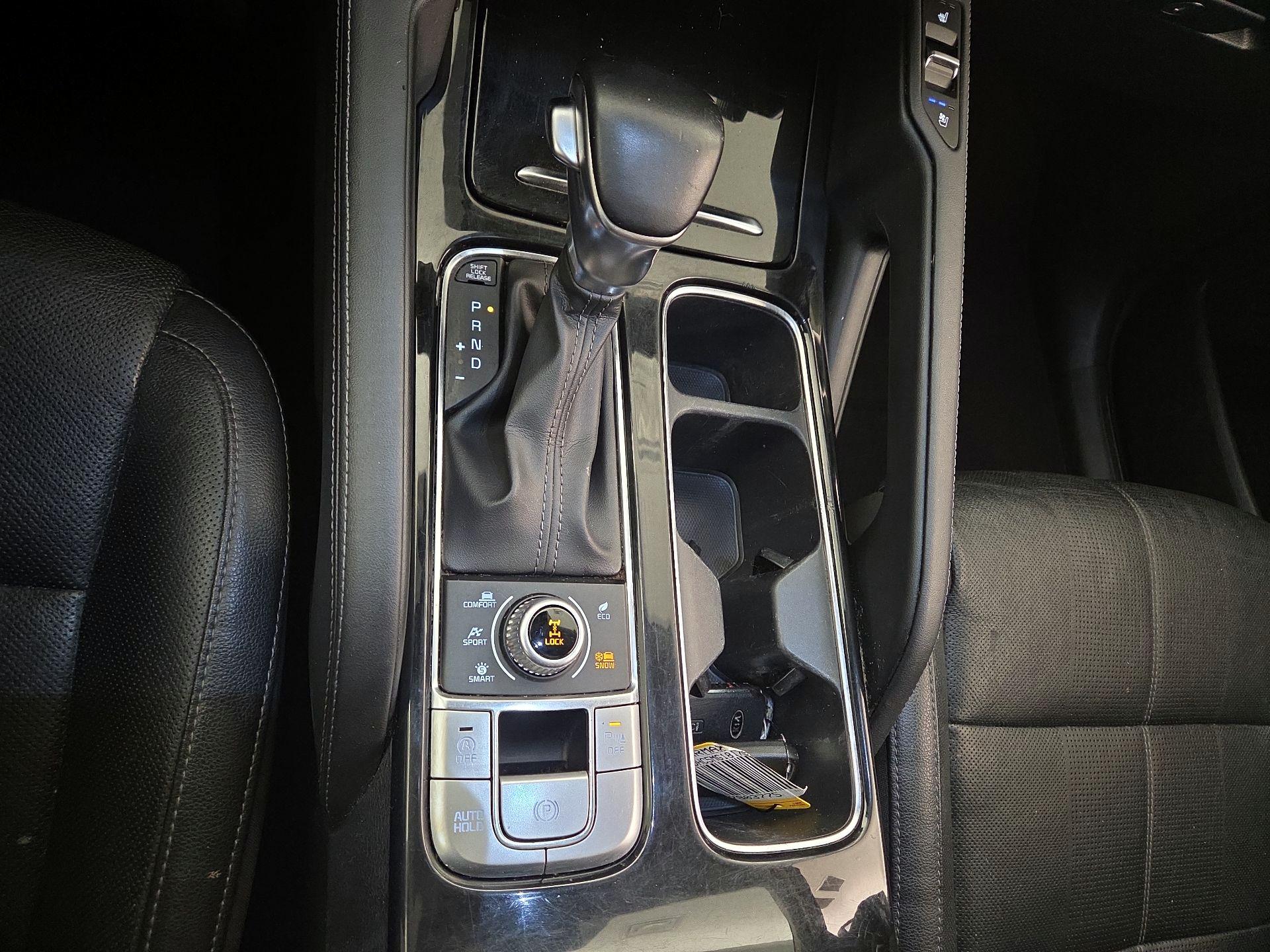 Thumbnail: 2021 Kia Telluride - 18