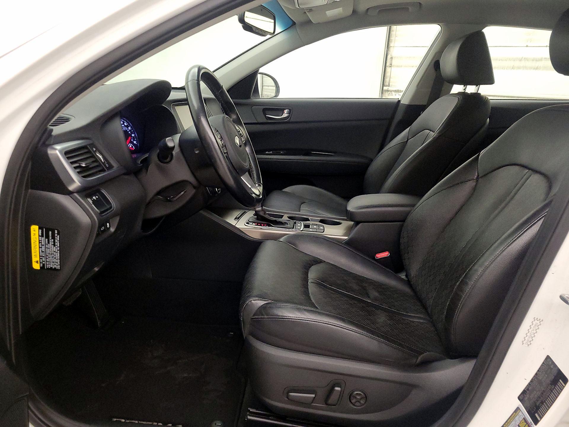 Thumbnail: 2017 Kia Optima - 11