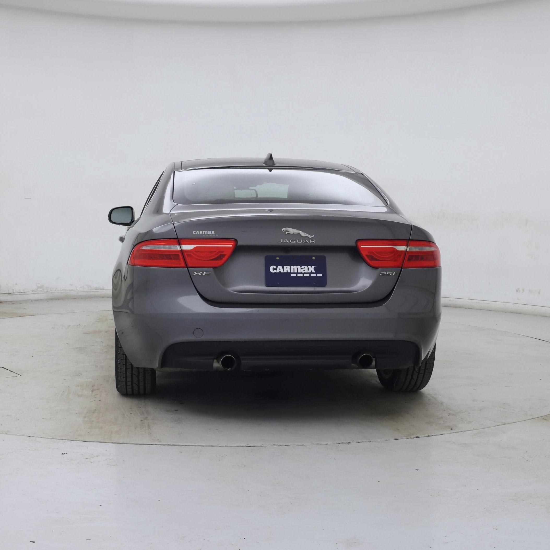 Thumbnail: 2017 Jaguar XE - 6