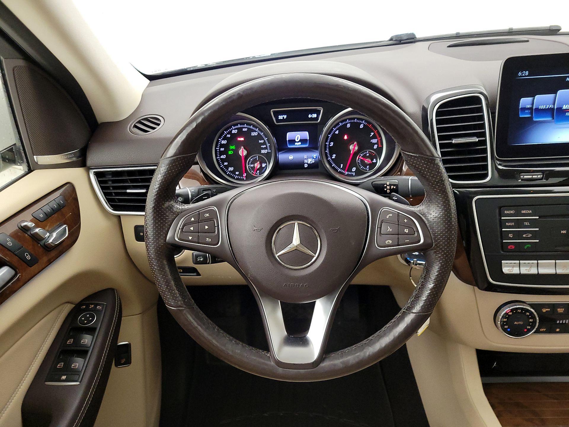 Thumbnail: 2018 Mercedes-Benz GLE - 10