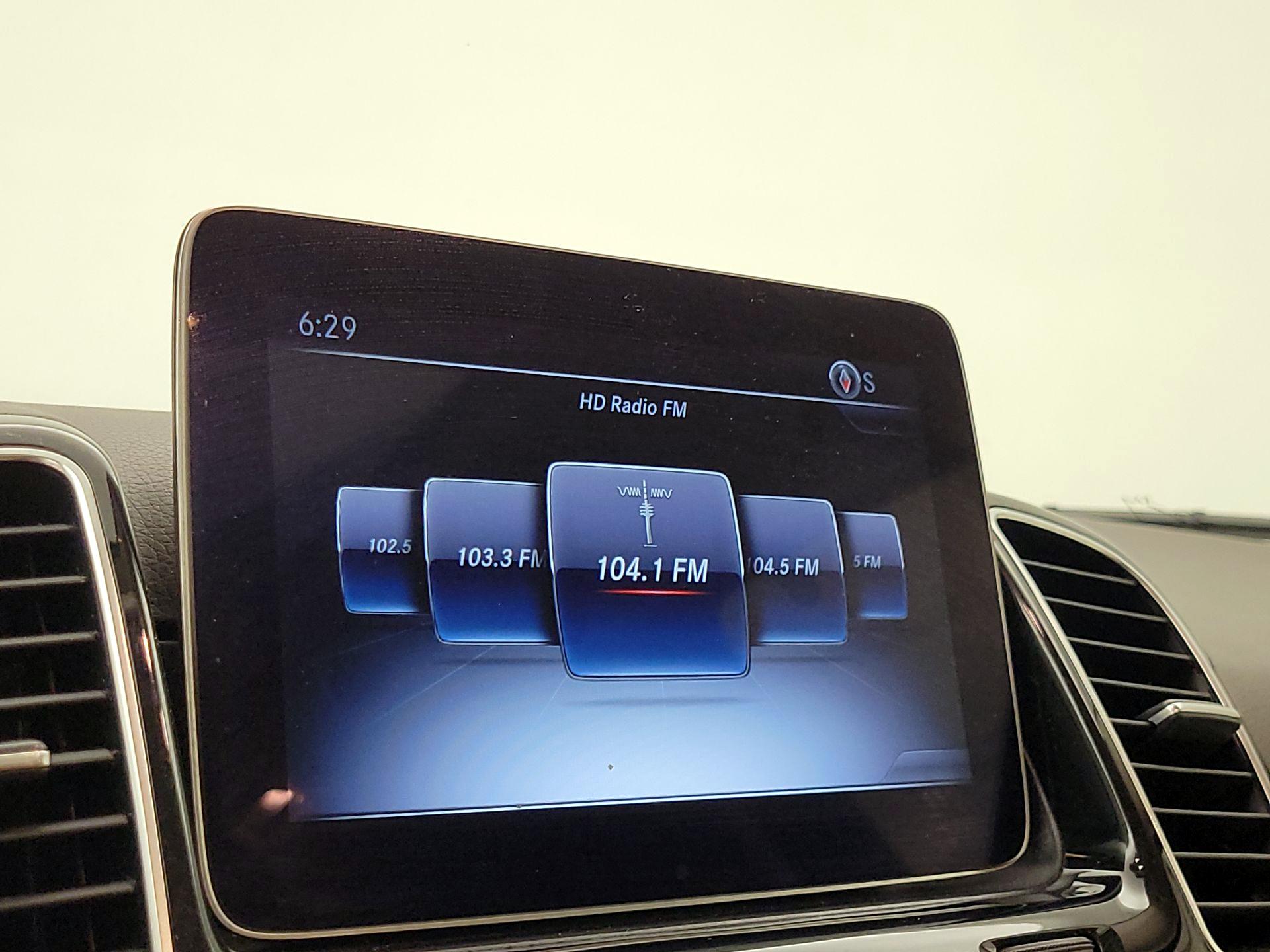 Thumbnail: 2018 Mercedes-Benz GLE - 15