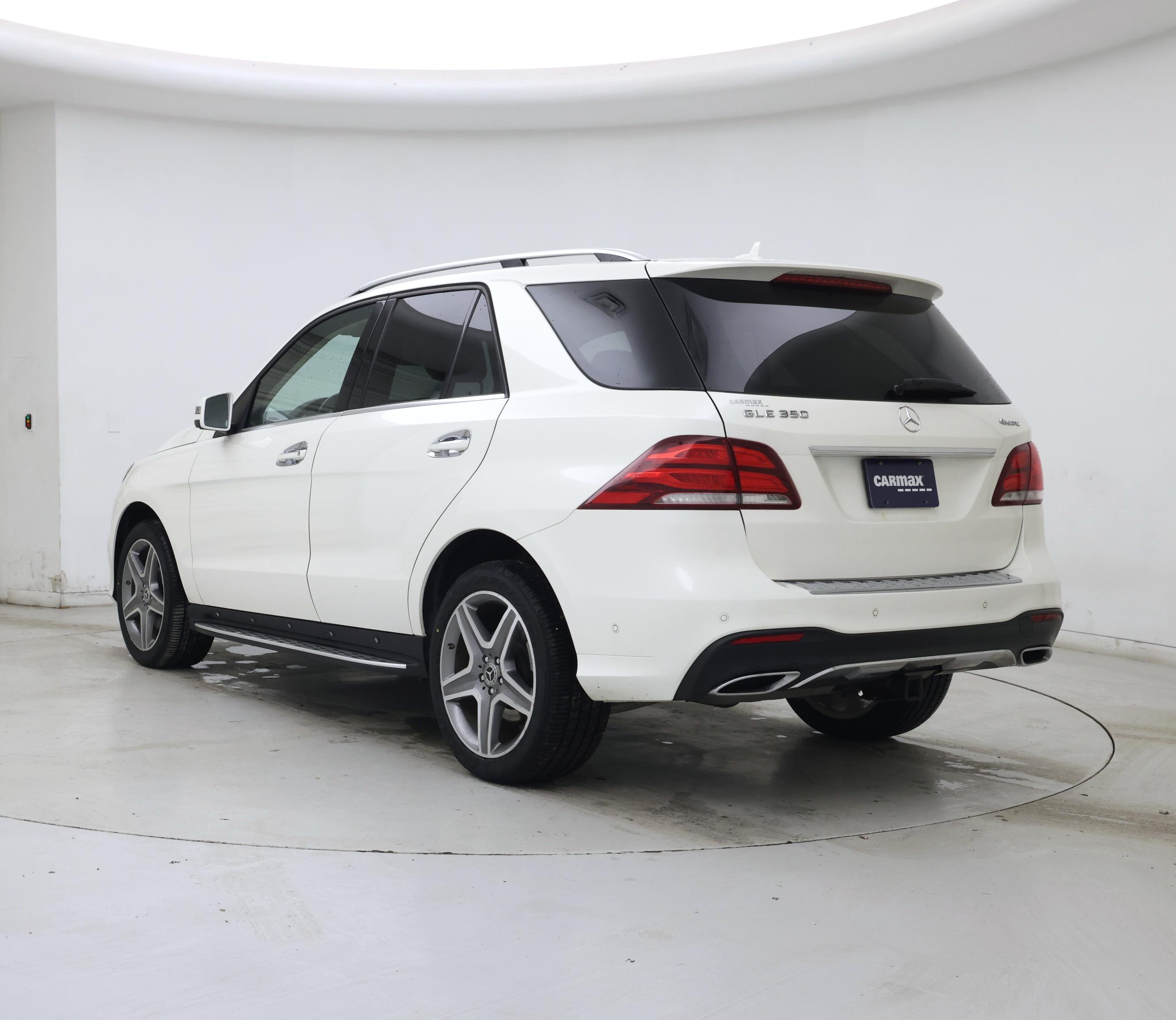 Thumbnail: 2018 Mercedes-Benz GLE - 2