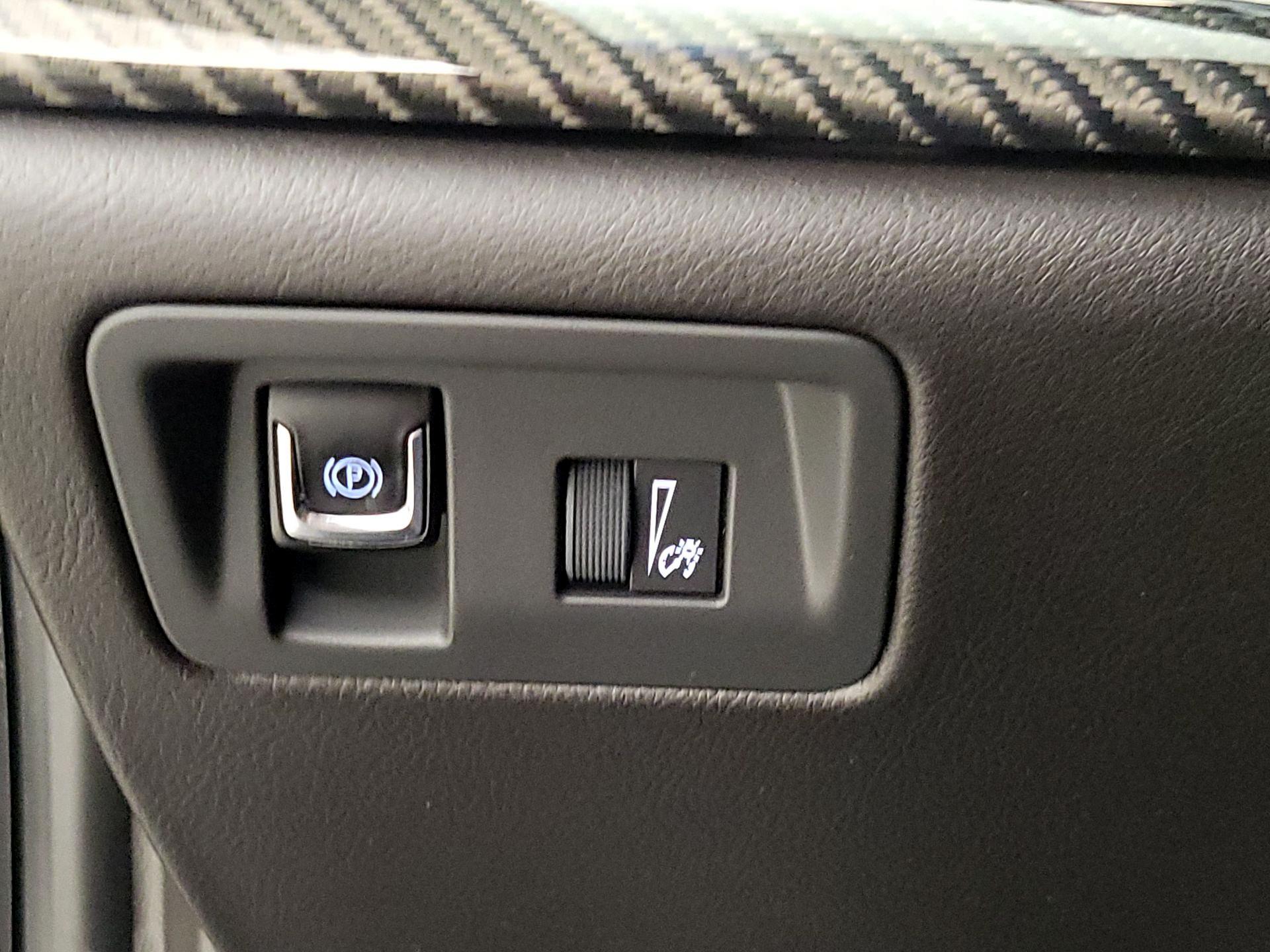 Thumbnail: 2016 Cadillac ELR - 13