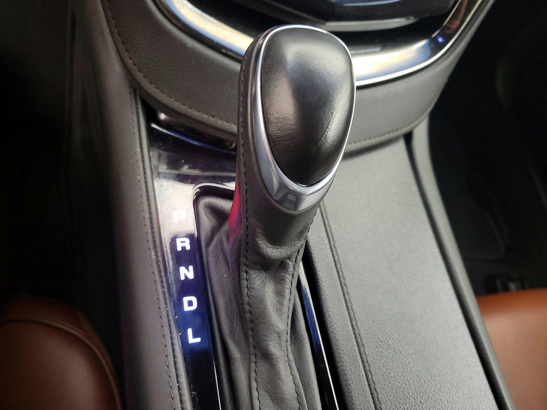 Thumbnail: 2016 Cadillac ELR - 17