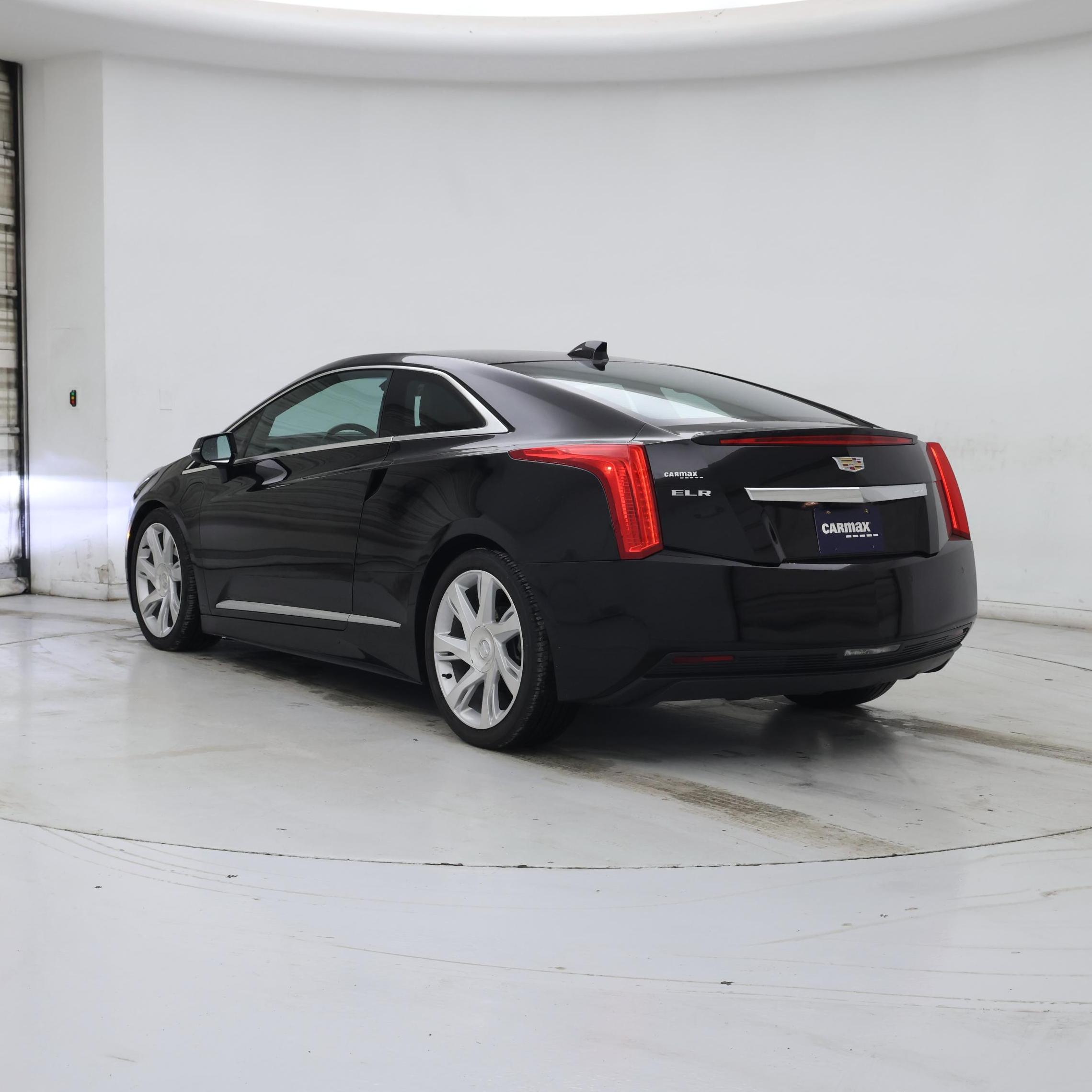 Thumbnail: 2016 Cadillac ELR - 2