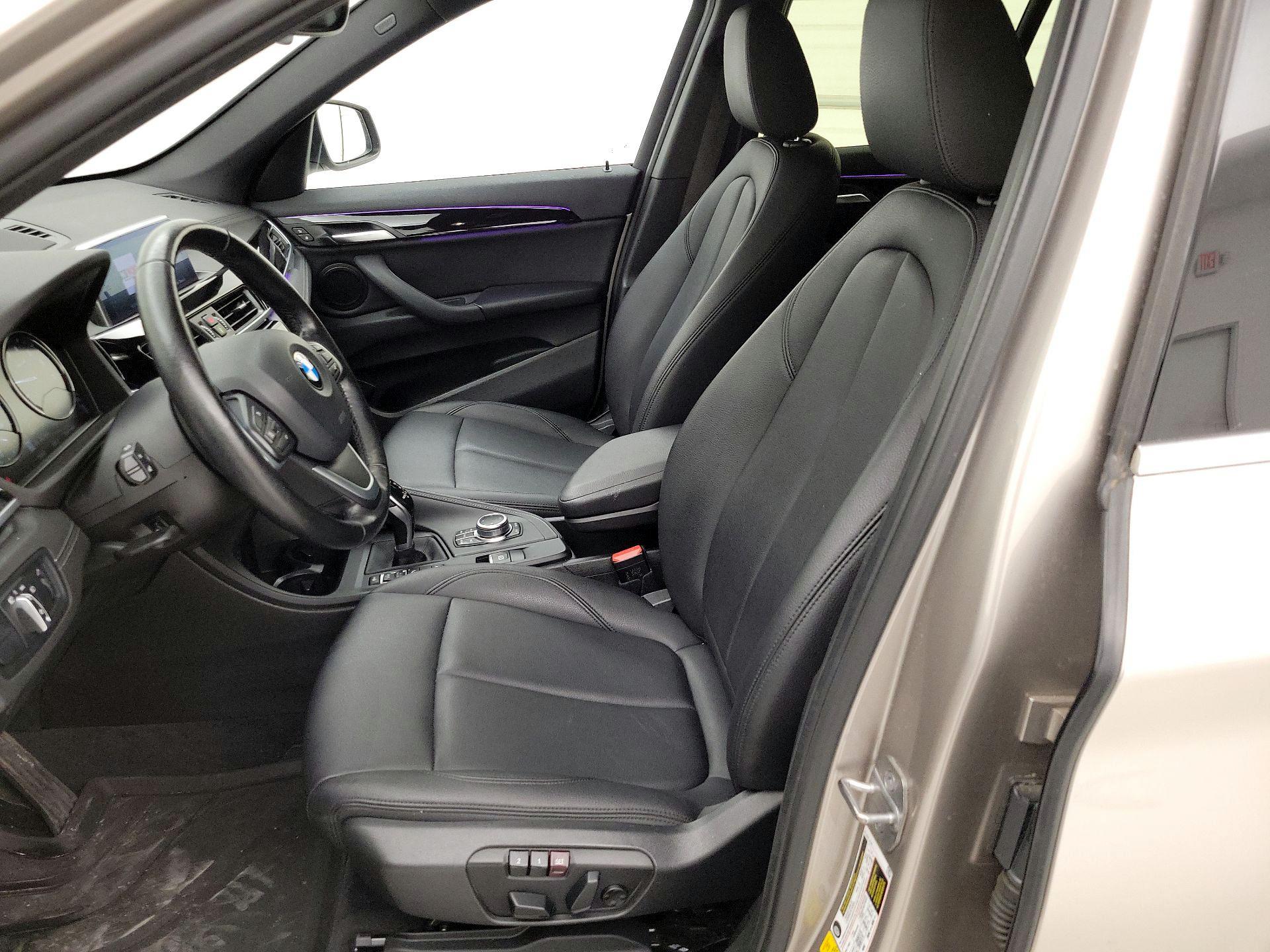 Thumbnail: 2022 BMW X1 - 11