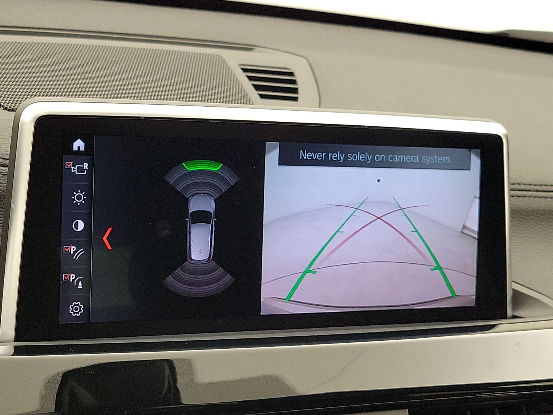 Thumbnail: 2022 BMW X1 - 15