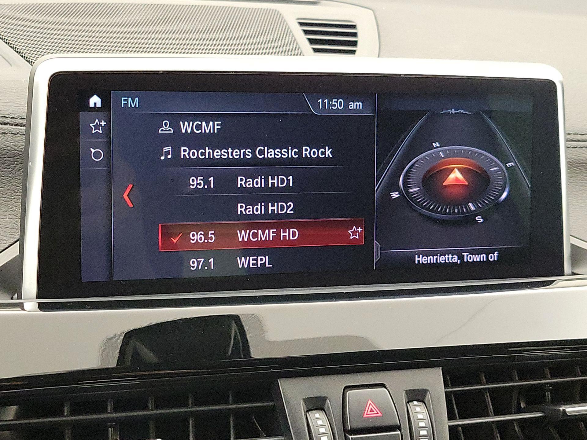 Thumbnail: 2022 BMW X1 - 16