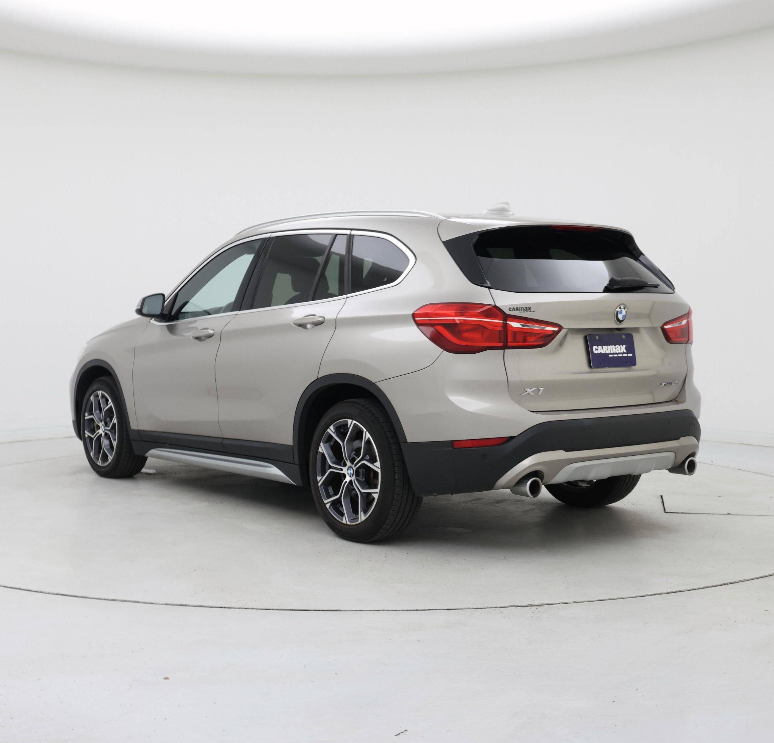 Thumbnail: 2022 BMW X1 - 2