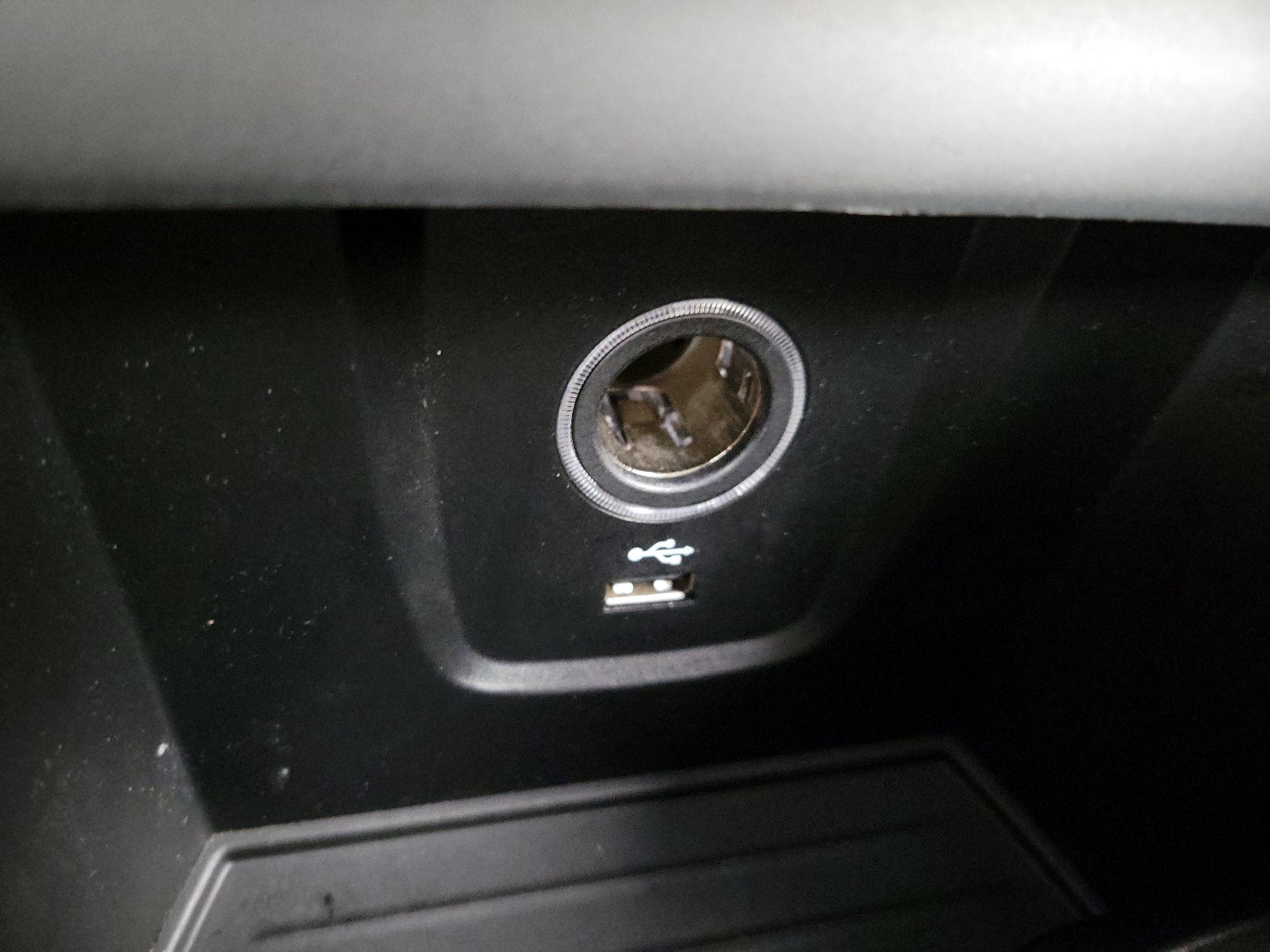 Thumbnail: 2022 BMW X1 - 19