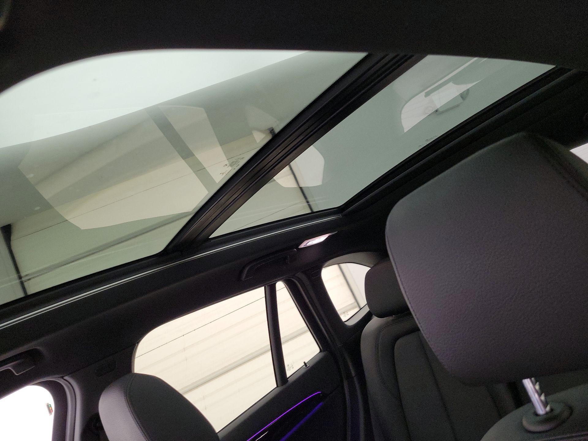 Thumbnail: 2022 BMW X1 - 20