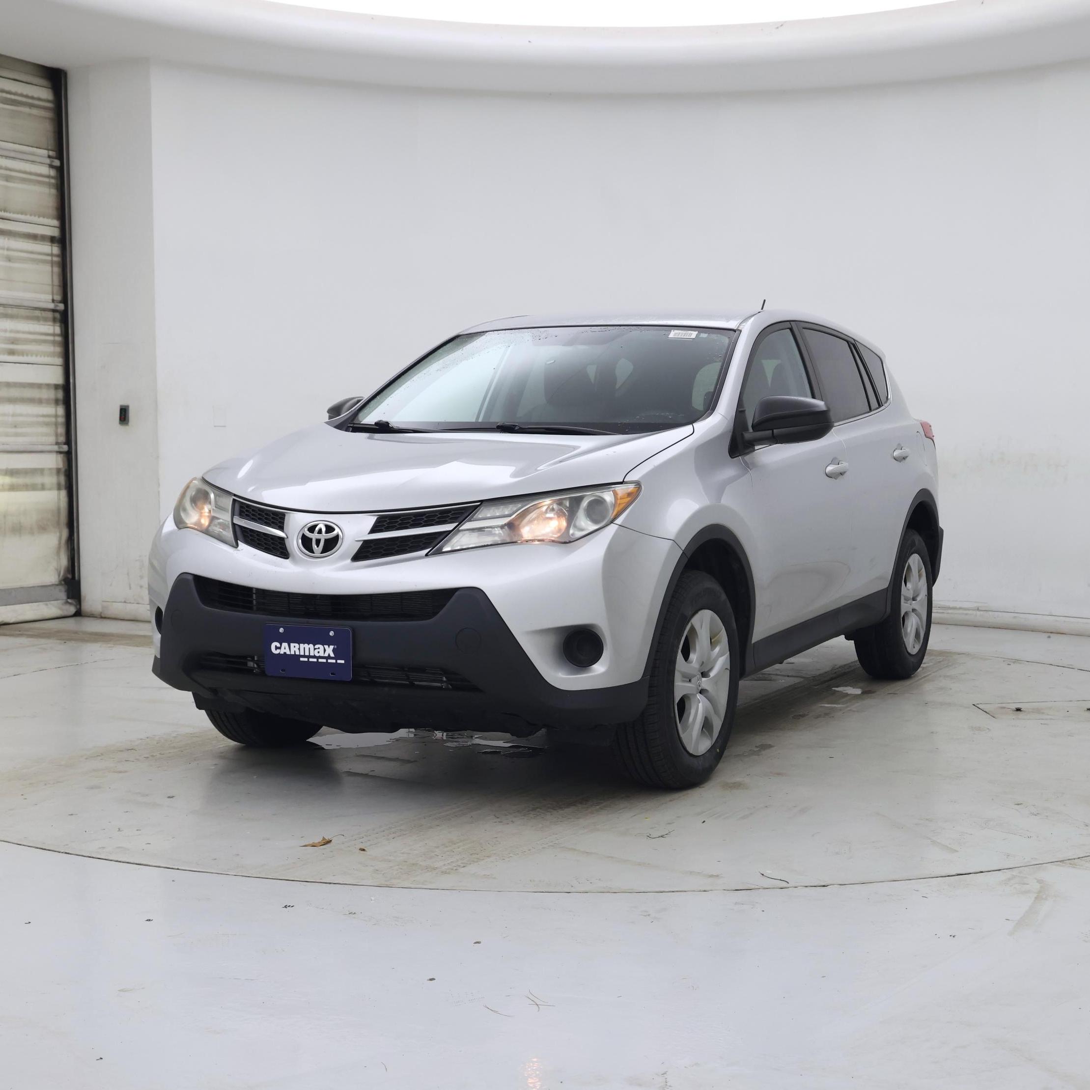 Thumbnail: 2015 Toyota RAV4 - 4