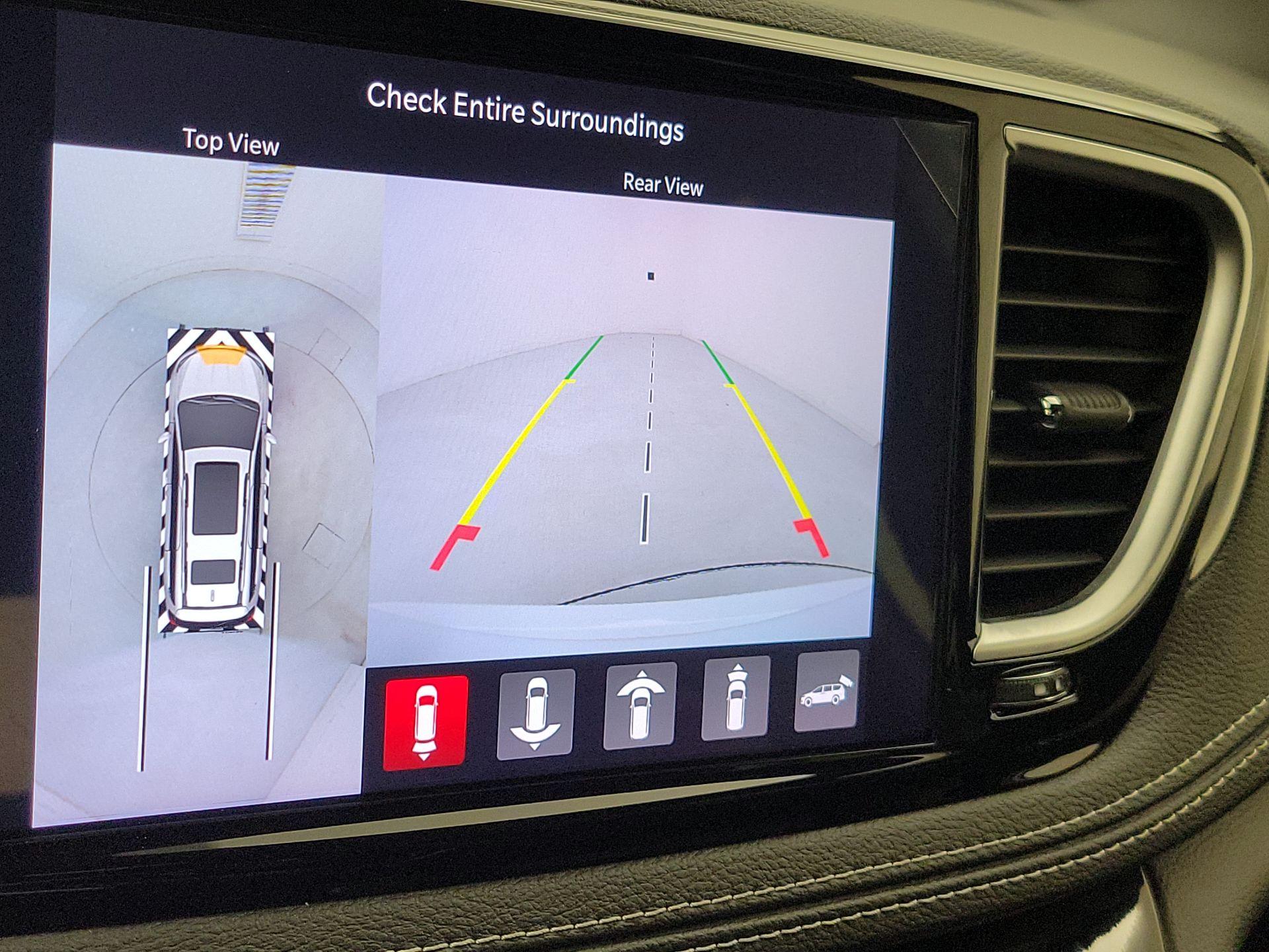 Thumbnail: 2023 Chrysler Pacifica - 15