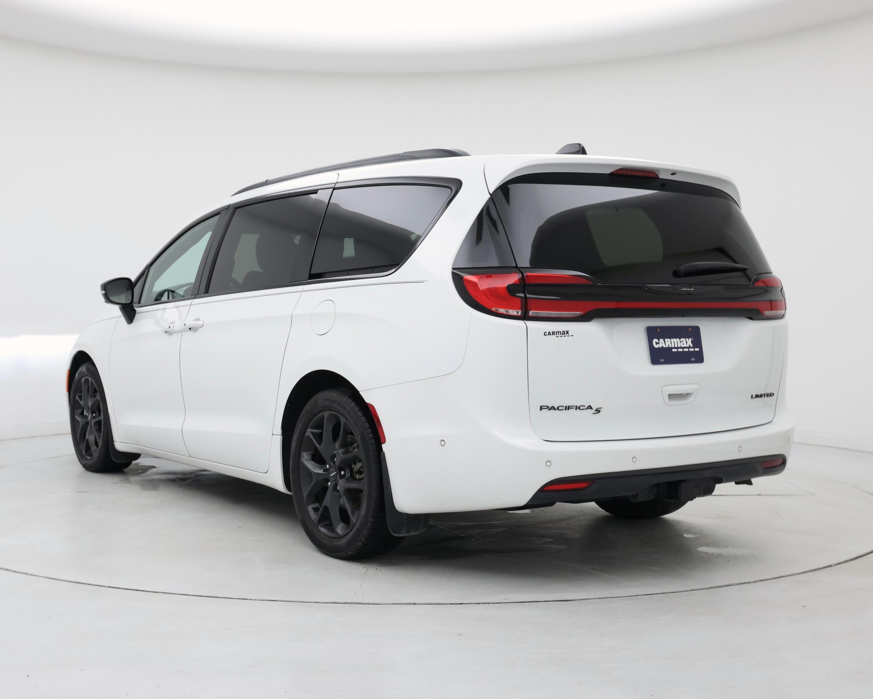 Thumbnail: 2023 Chrysler Pacifica - 2